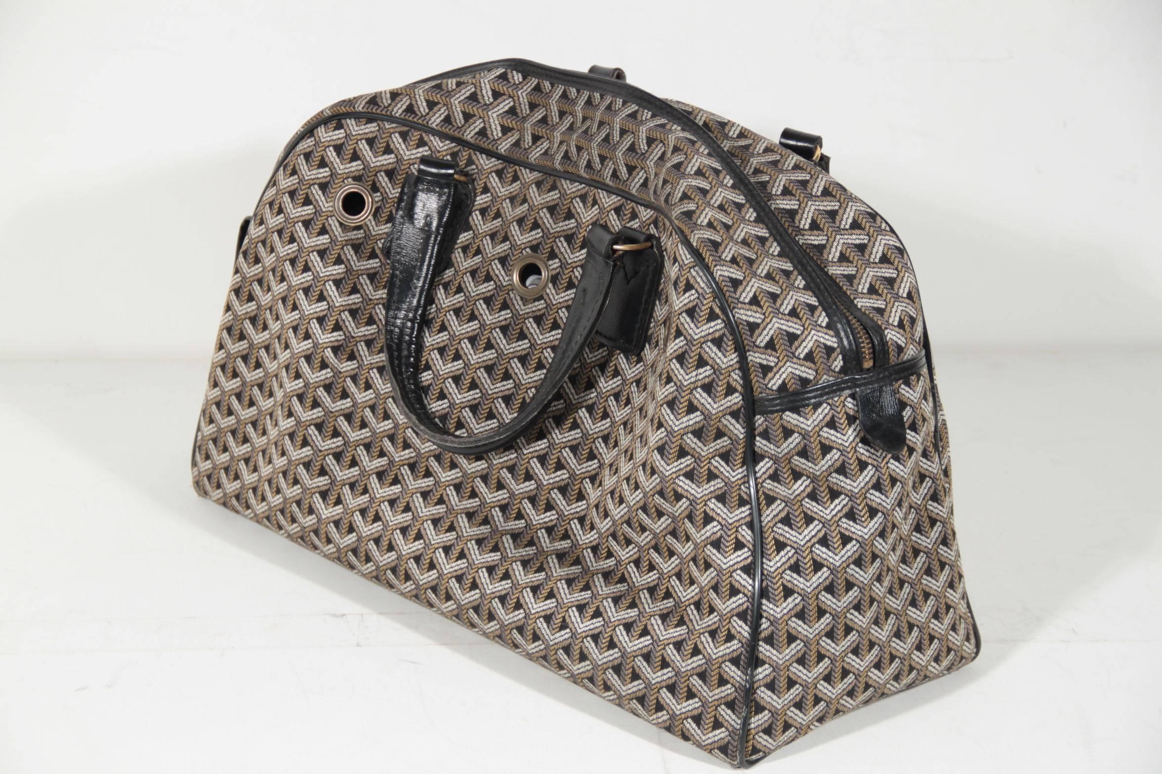 Women's or Men's  GOYARD Vintage Black CHEVRON Canvas MONSIEUR HULOT PET Dog CARRIER Handbag