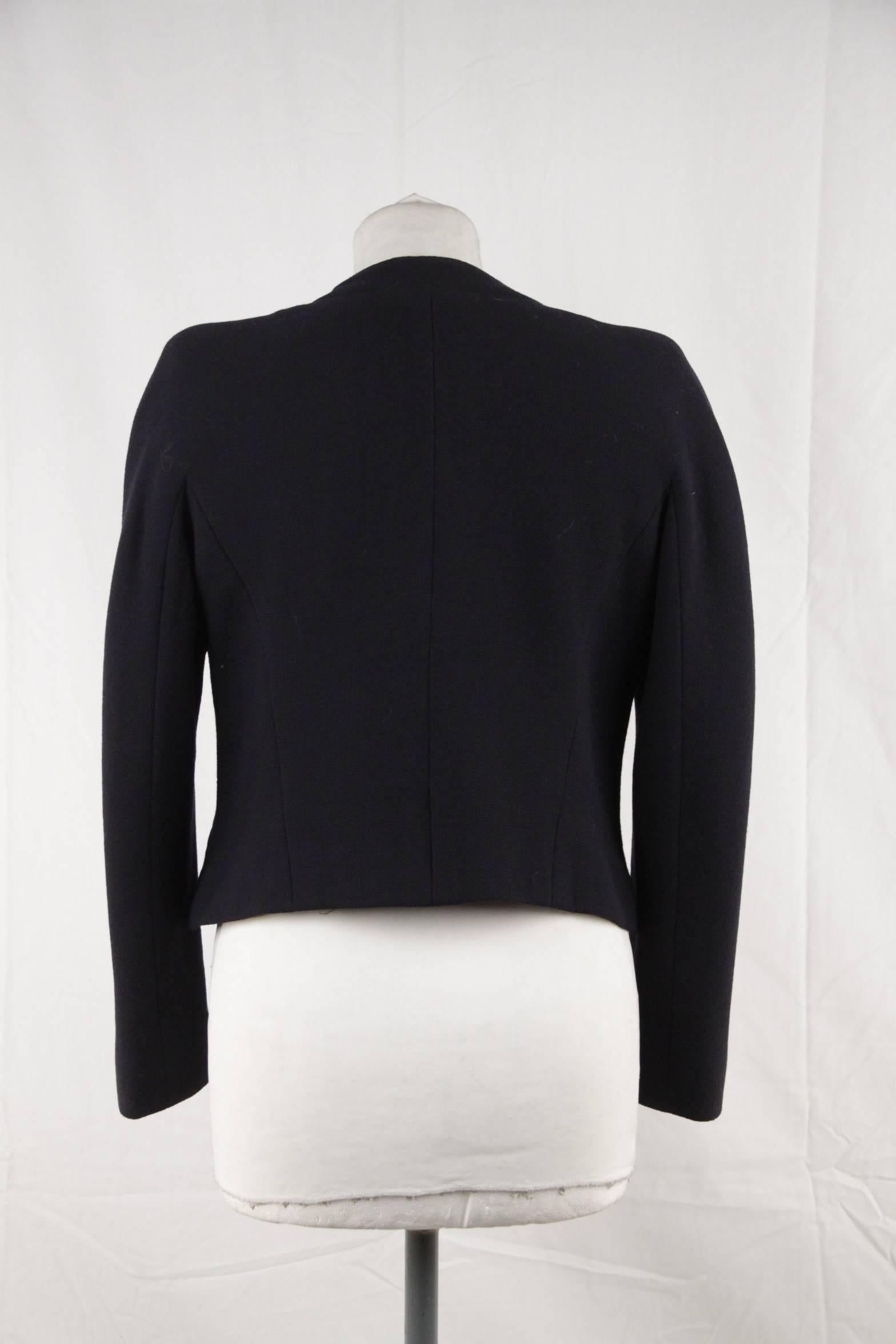 CHANEL BOUTIQUE Navy Blue Wool CROPPED Zip Up JACKET Size 42 In Good Condition In Rome, Rome