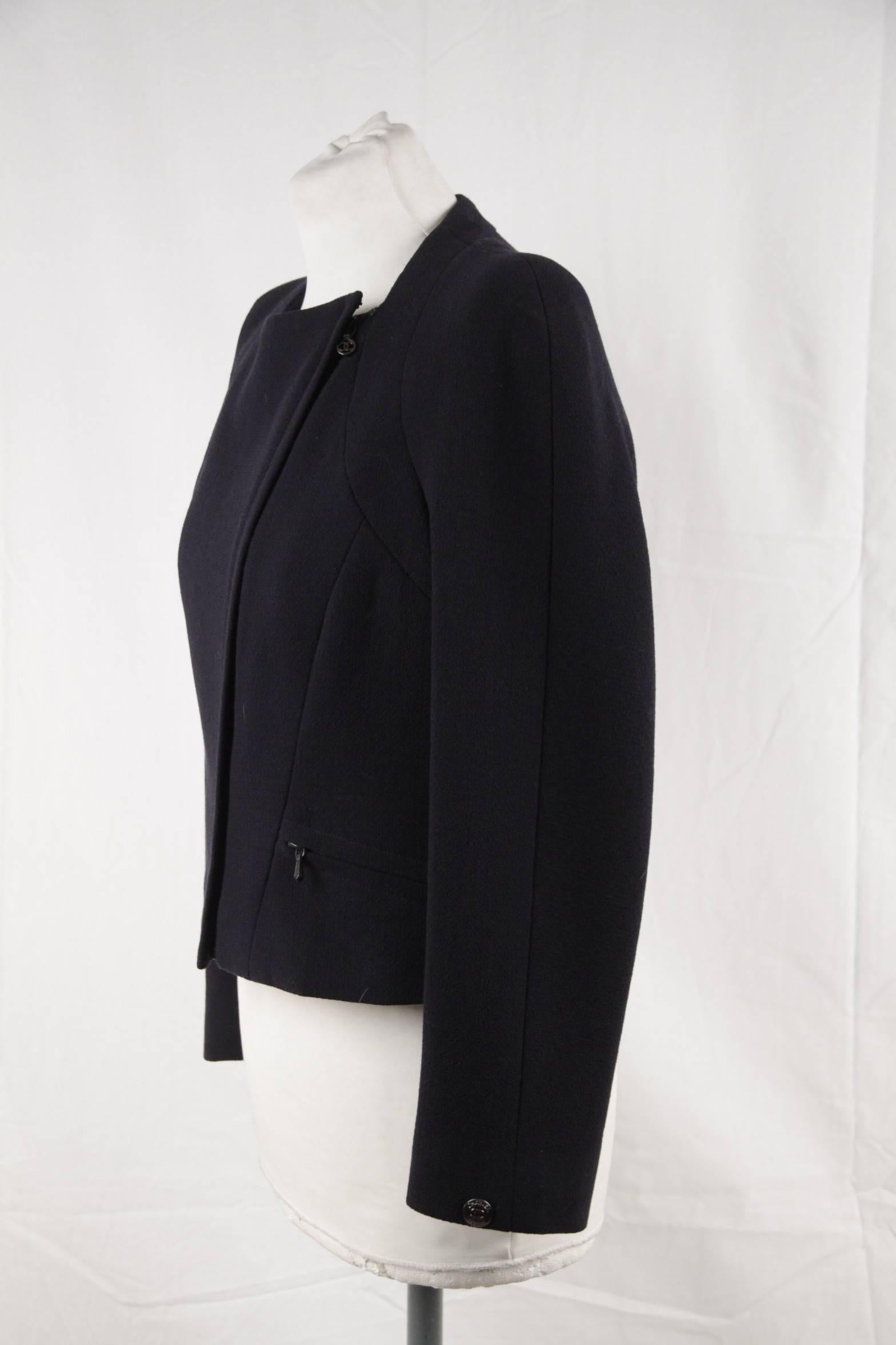 Women's CHANEL BOUTIQUE Navy Blue Wool CROPPED Zip Up JACKET Size 42