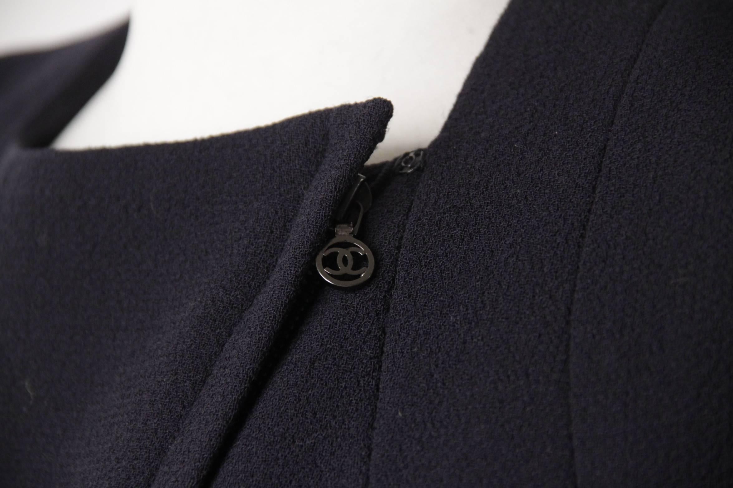 CHANEL BOUTIQUE Navy Blue Wool CROPPED Zip Up JACKET Size 42 1