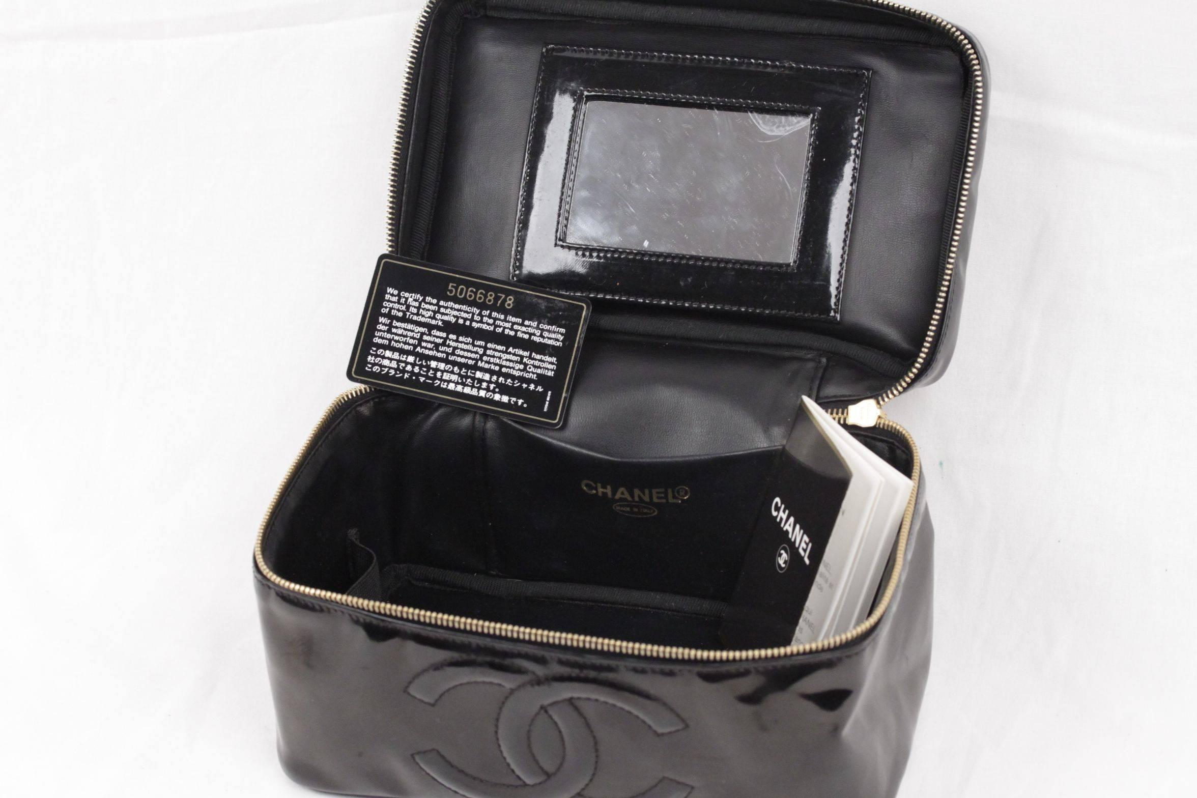CHANEL Black Patent Leather COSMETIC BAG Vanity Case HANDBAG Purse 1