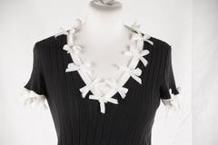 CHANEL Black Cotton KNIT TOP Short Sleeve with BOWS Detailing SIZE 38