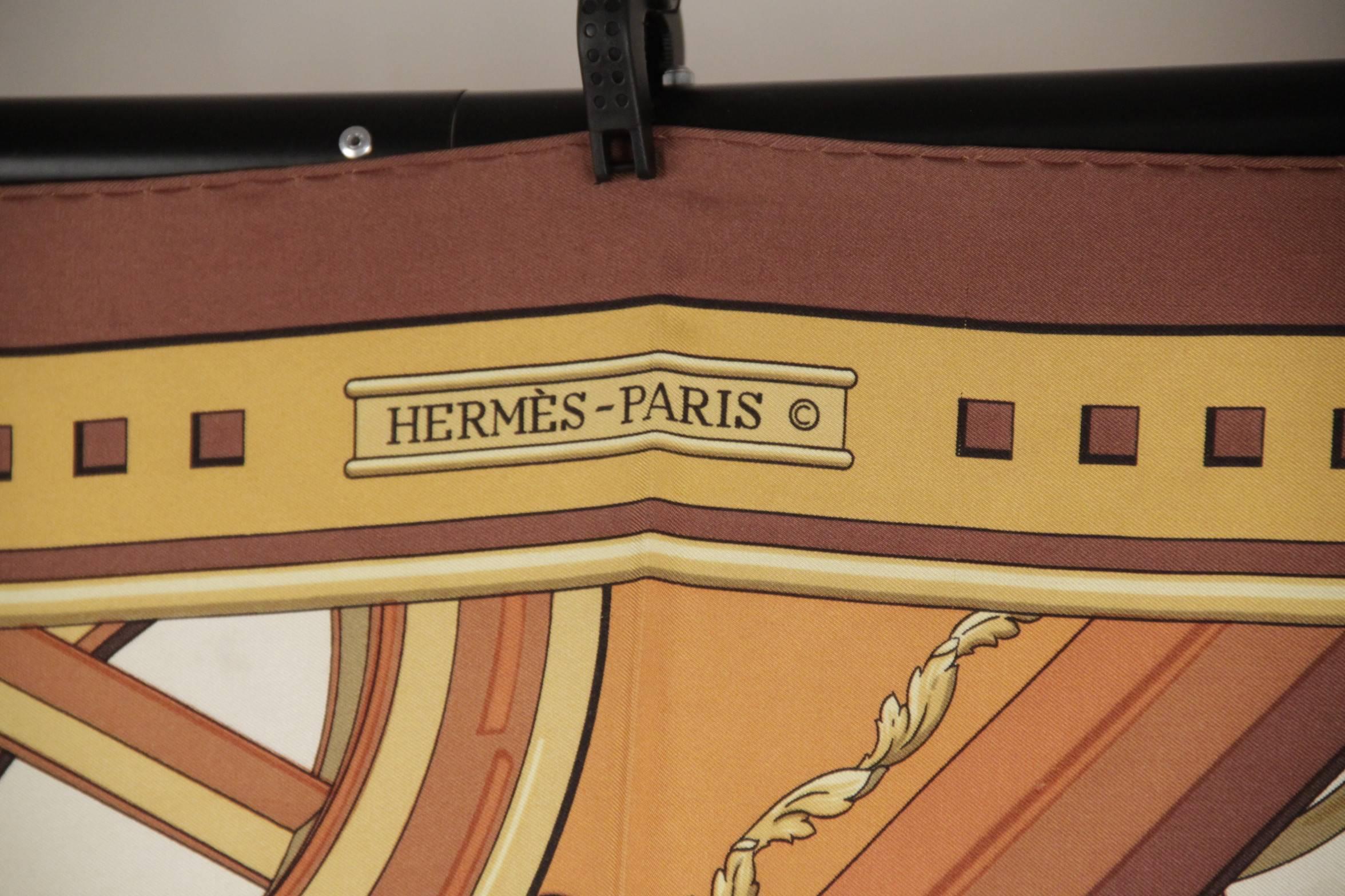 HERMES PARIS Vintage Brown Silk Scarf RYTHMES 1970 by Cathy Latham In Fair Condition In Rome, Rome