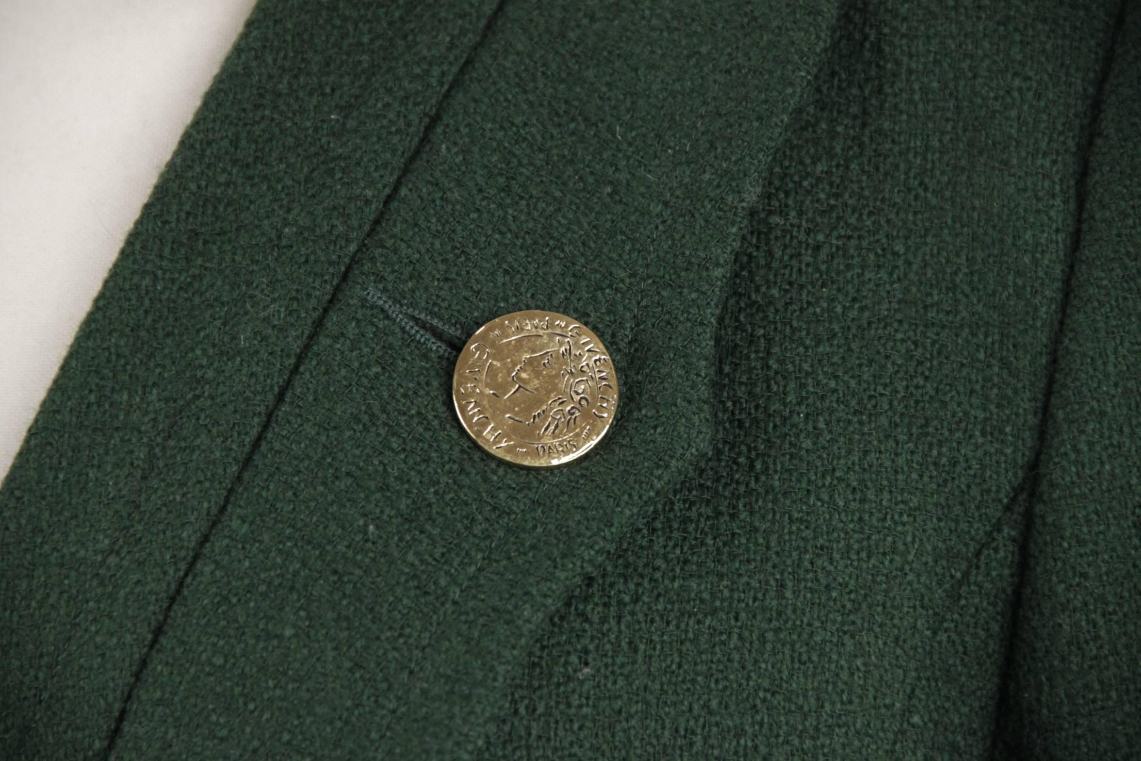 GIVENCHY BOUTIQUE Vintage Green Wool SUIT Blazer & Skirt SET In Good Condition In Rome, Rome