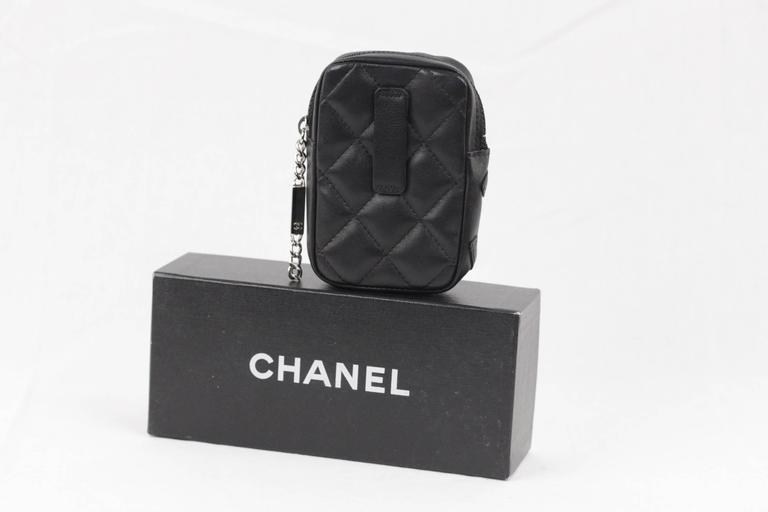 Coco Chanel AirPod Case  Parfum, Iphone etui, Chanel