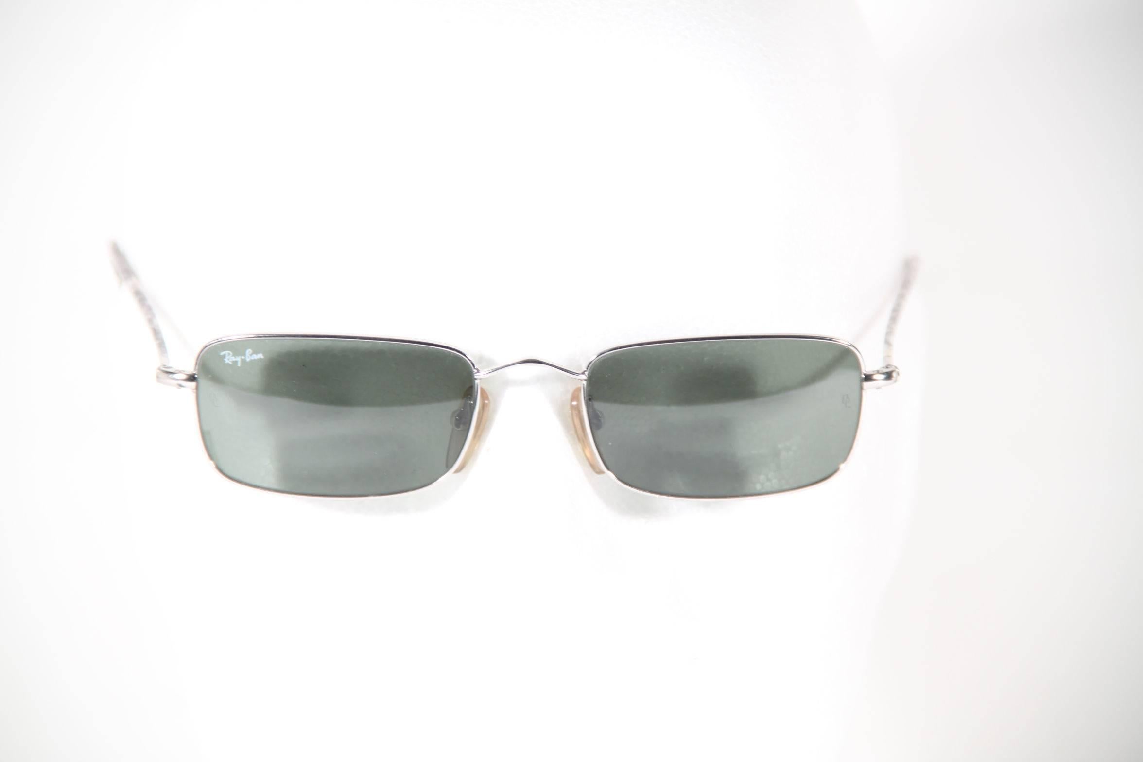 RAY-BAN B&L MINT MENS Sunglasses W2653 Silver/Green EYEWEAR w/CASE In New Condition In Rome, Rome