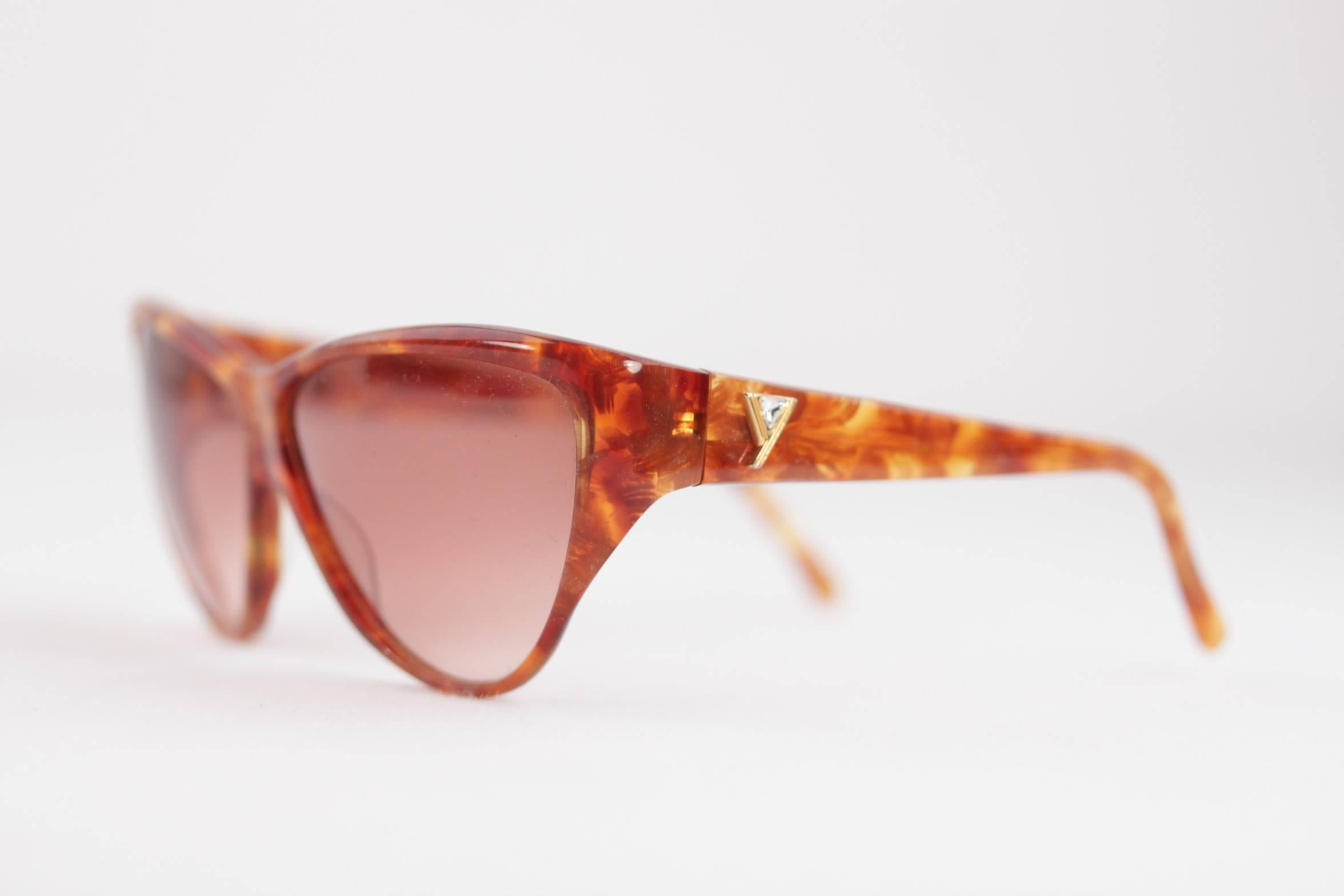 YVES SAINT LAURENT Vintage Sunglasses 8910 P130 Brown Frame France Eyewear In New Condition In Rome, Rome