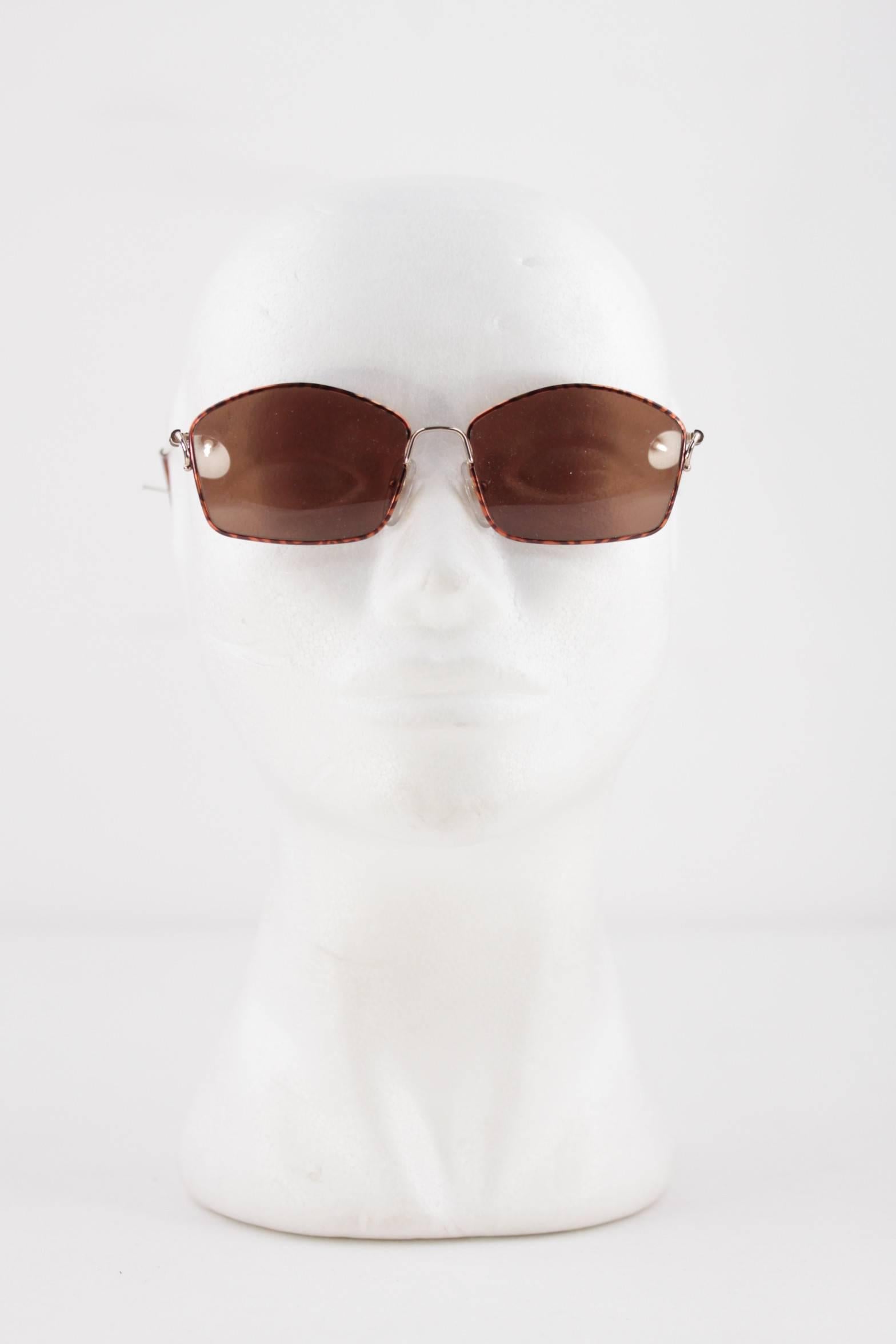 CHRISTIAN DIOR Vintage MINT Sunglasses Brown lens 2600 41 57/16 130 In New Condition In Rome, Rome