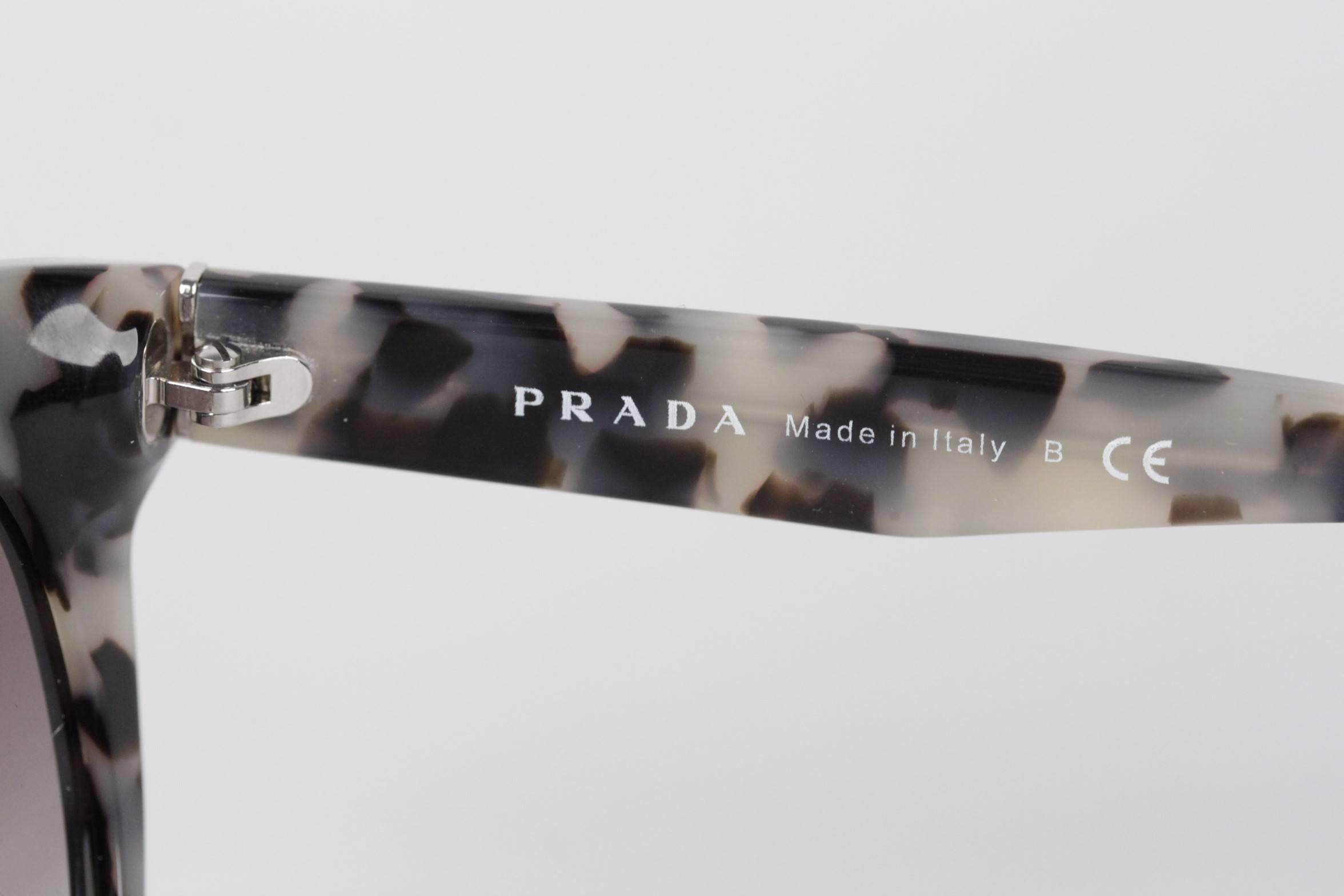 PRADA Sunglasses SPR 230 56/20 140 2N ANIMALIER pattern w/CASE & BOX In New Condition In Rome, Rome