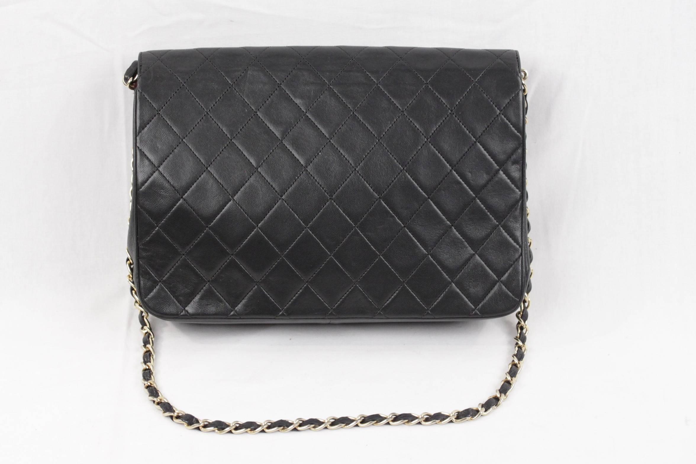 Women's CHANEL Vintage 80s Black QUILTED Leather Classic Flap SHOULDER BAG