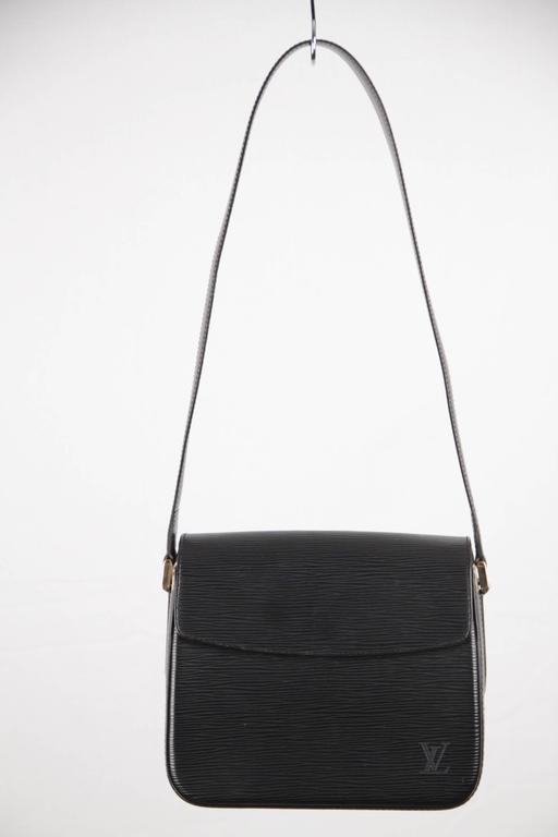 lv black shoulder bag