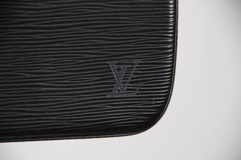 louis vuitton epi buci bag