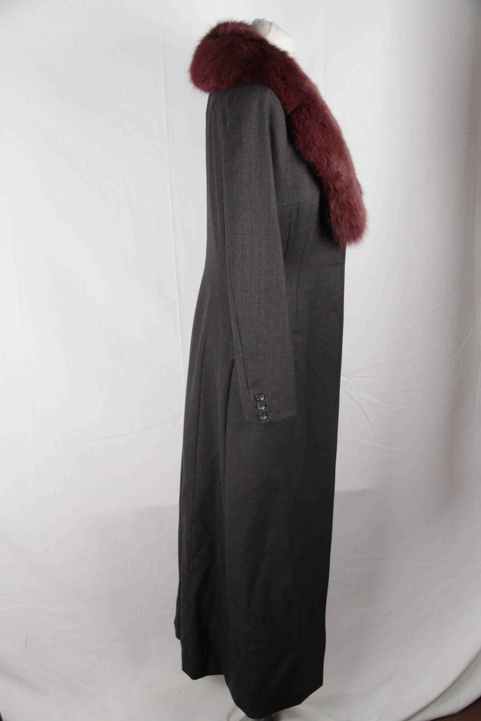 DOLCE & GABBANA Gray Pinstriped PANT SUIT w/ FUR COLLAR COAT Size S In Good Condition In Rome, Rome