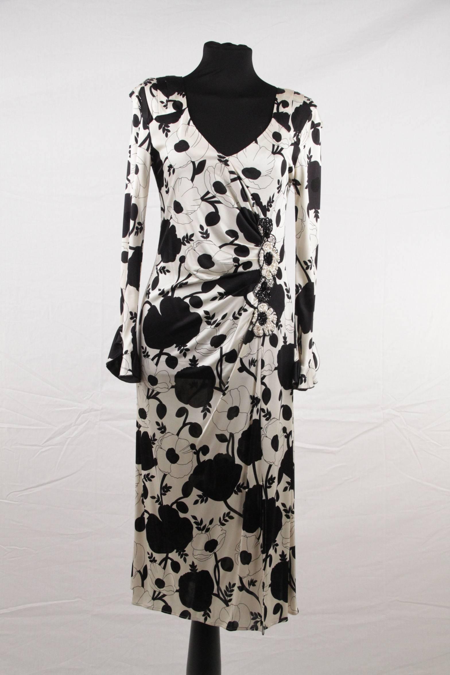 Women's BLUMARINE Black & White Floral SHEATH DRESS Wrap Style w/ Beading