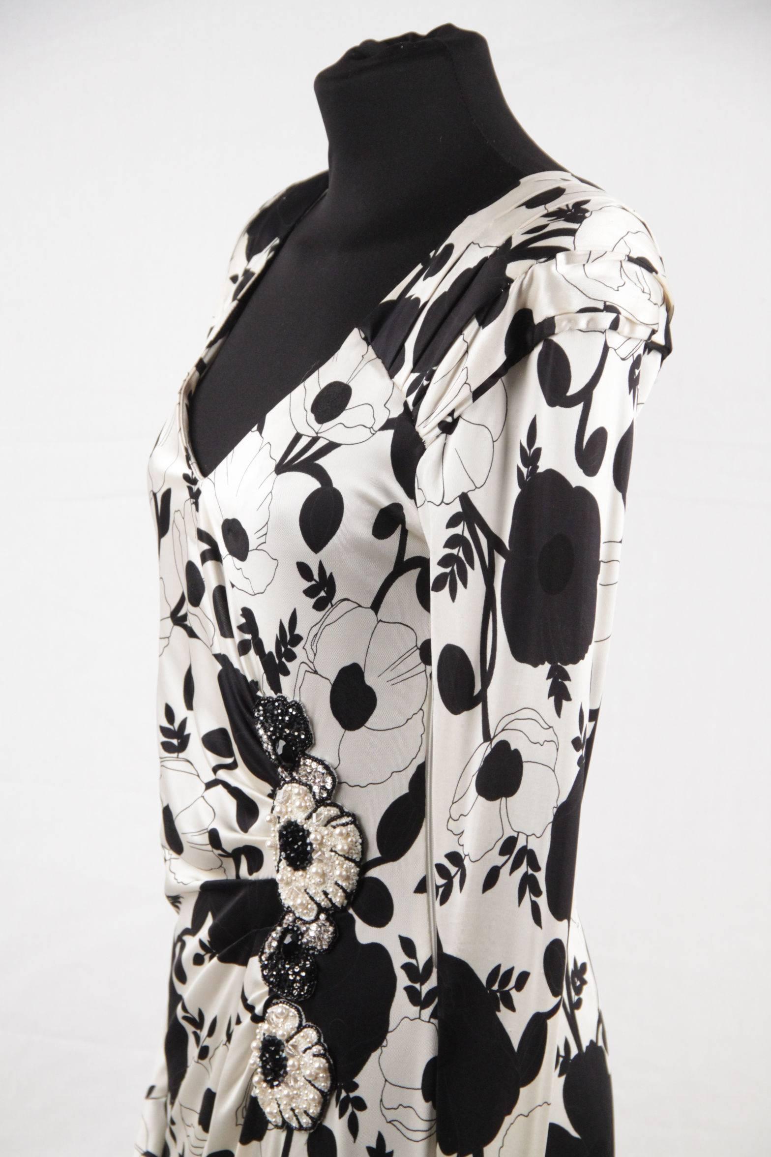 BLUMARINE Black & White Floral SHEATH DRESS Wrap Style w/ Beading 2