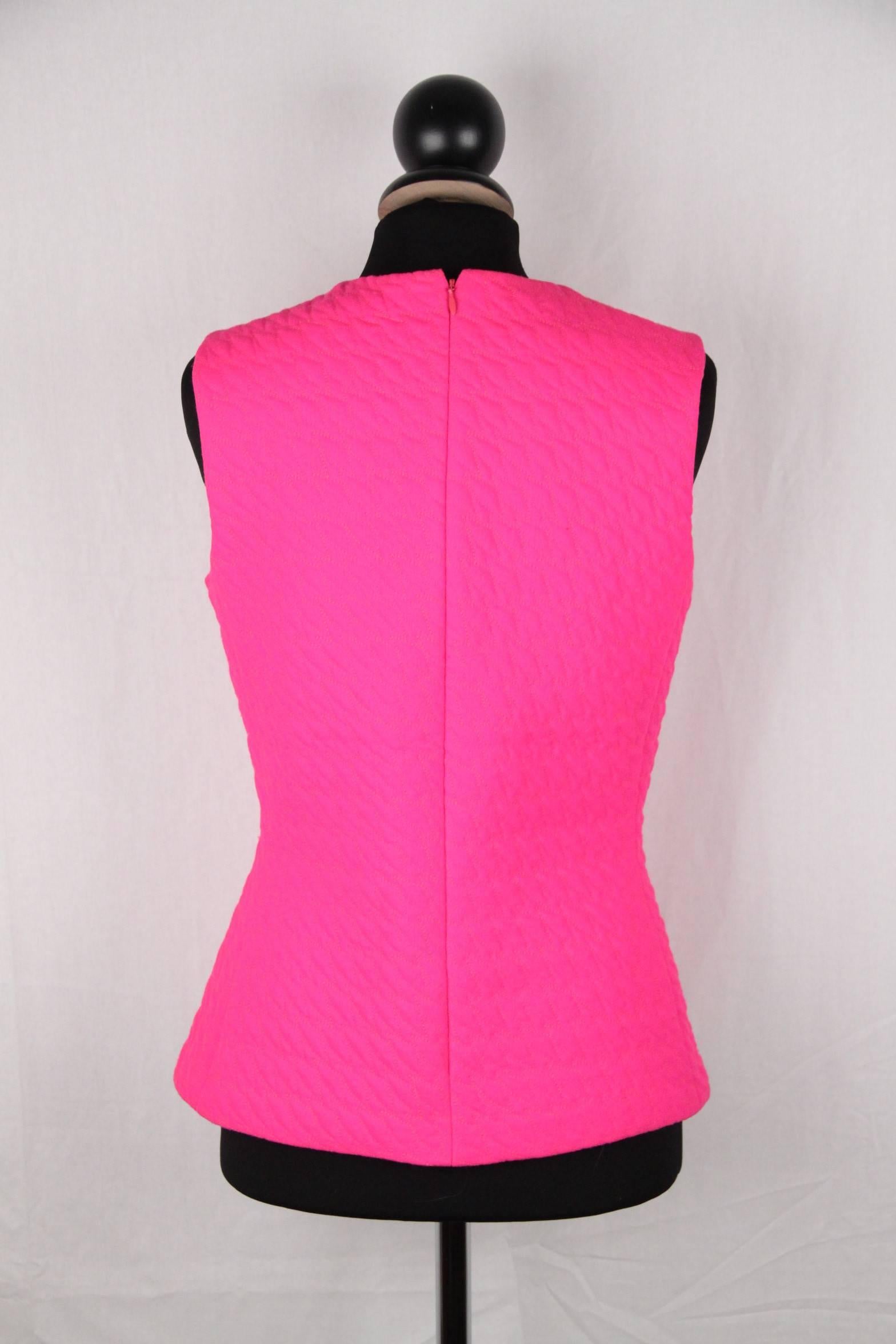 CHRISTIAN DIOR Fluo Fuchsia Wool SLEEVELESS Shell TOP Size 42 In Good Condition In Rome, Rome