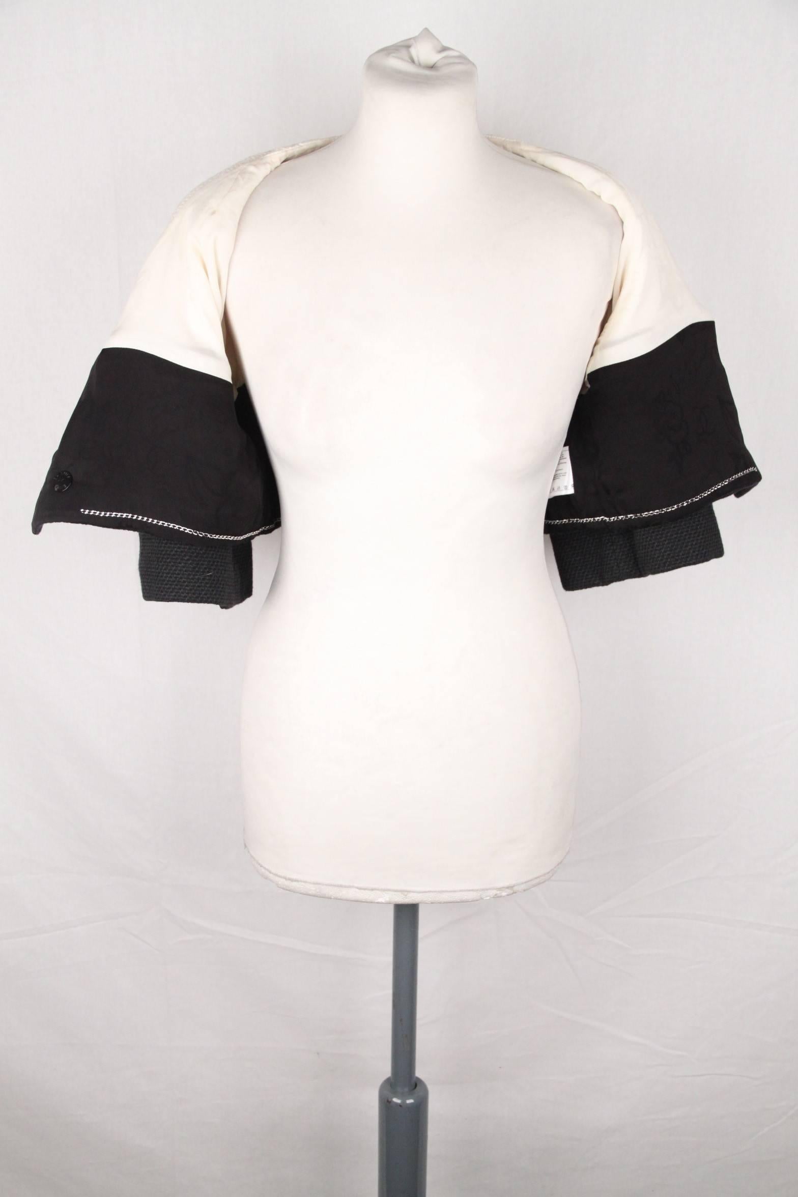 CHANEL Black & White Cotton Blend CROPPED JACKET Size 40 2