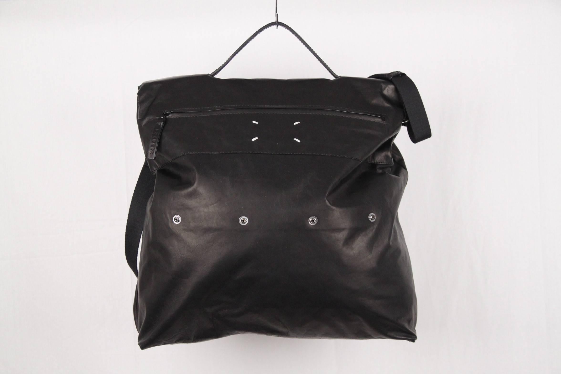 Women's or Men's MAISON MARTIN MARGIELA Black Leather FOLDABLE MESSENGER BAG