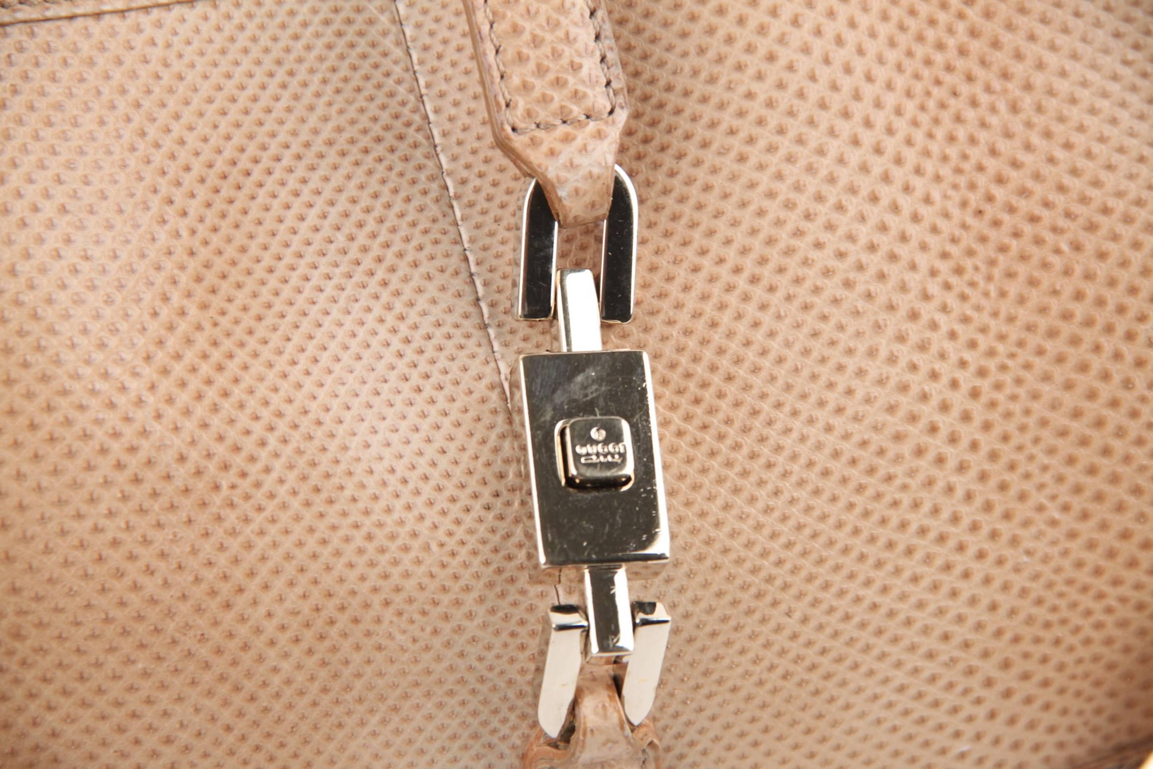 Marke: GUCCI - Hergestellt in Italien

Logos/Anhänger: GUCCI - Made in Italy