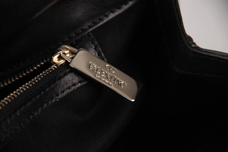 VALENTINO Black Leather ROCKSTUD Shoulder Bag For Sale at 1stDibs