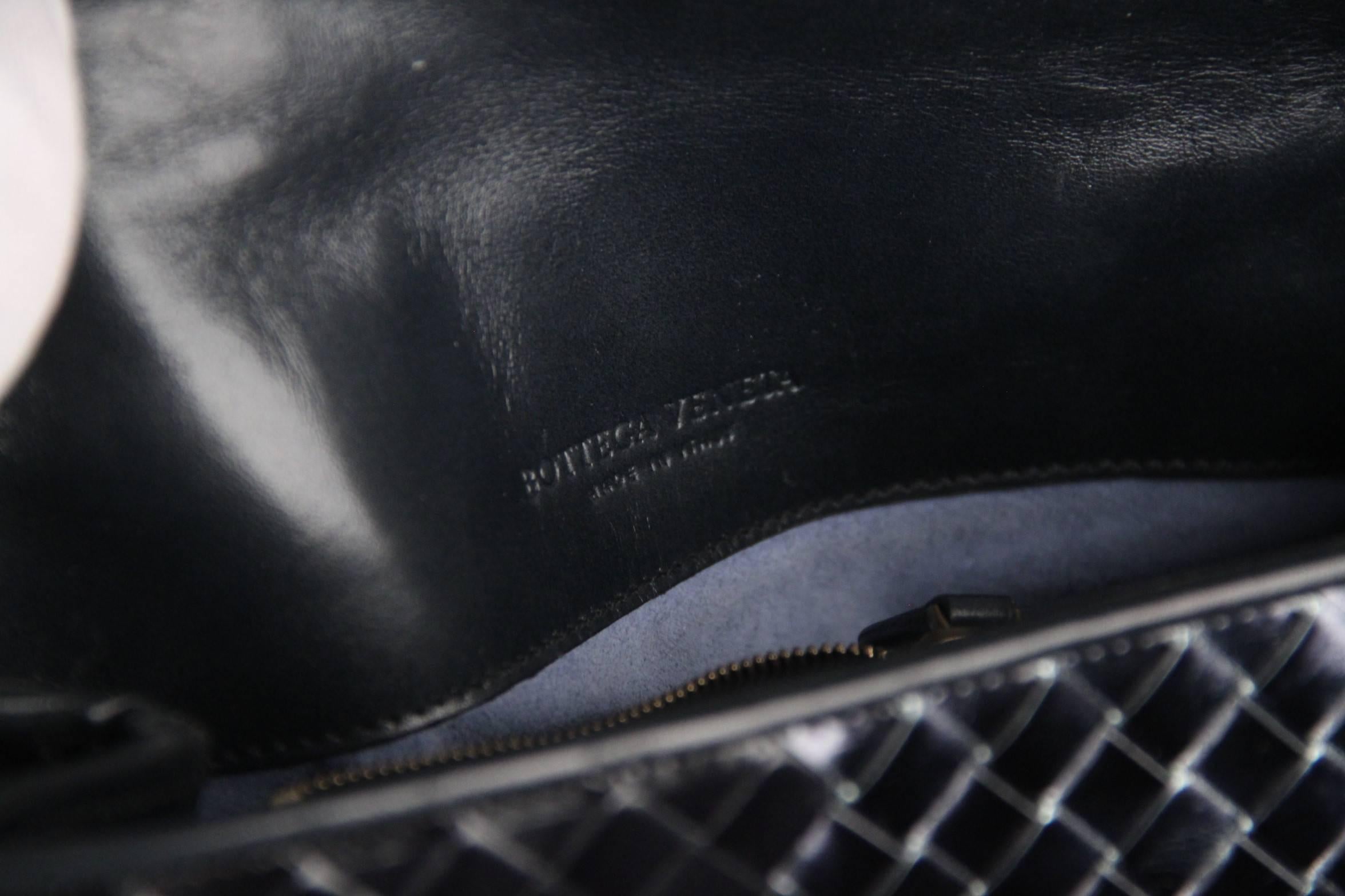 Black BOTTEGA VENETA Metallic INTRECCIATO Leather CLUTCH Pouch
