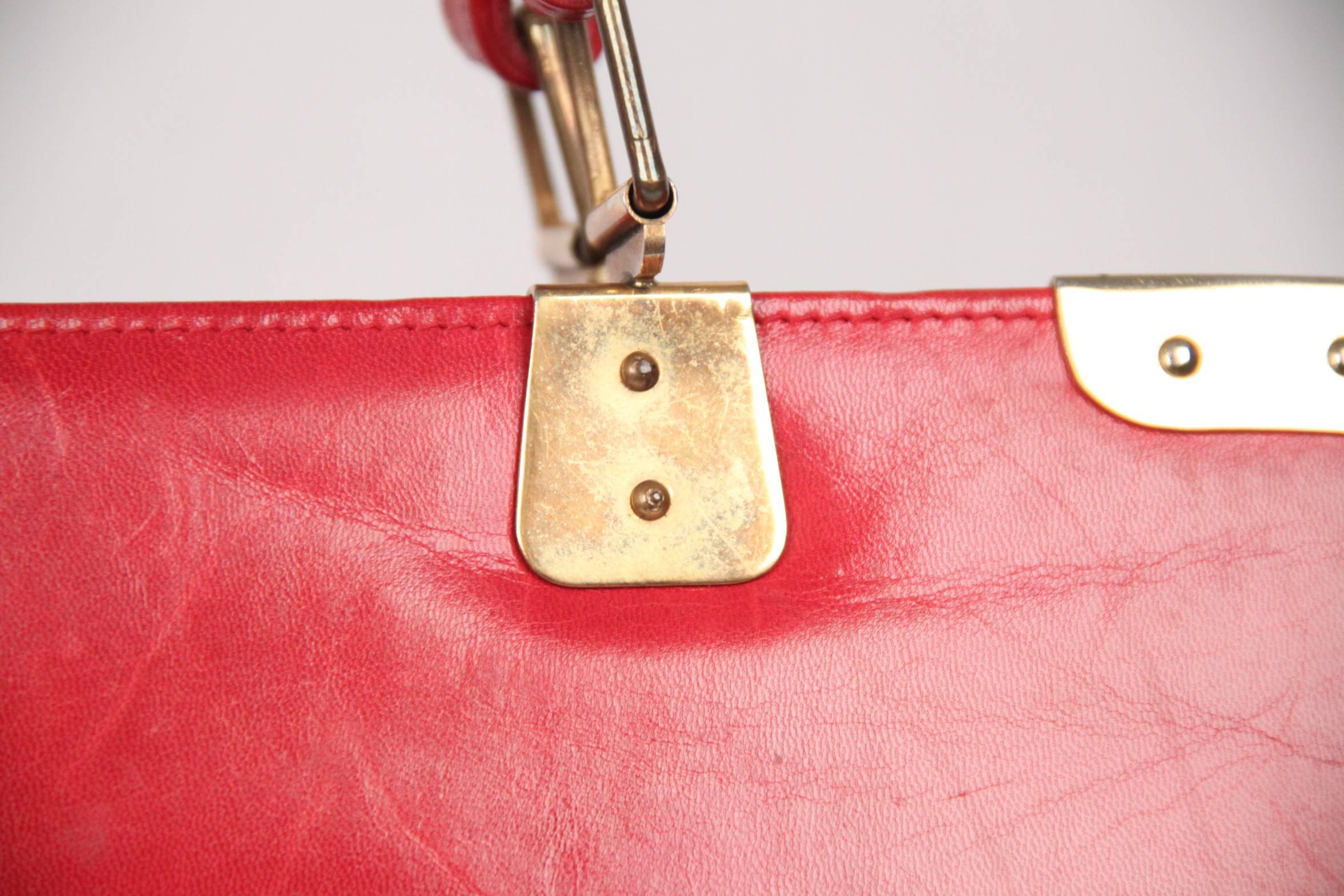 Women's ROBERTA DI CAMERINO VINTAGE Red Leather SATCHEL Handbag