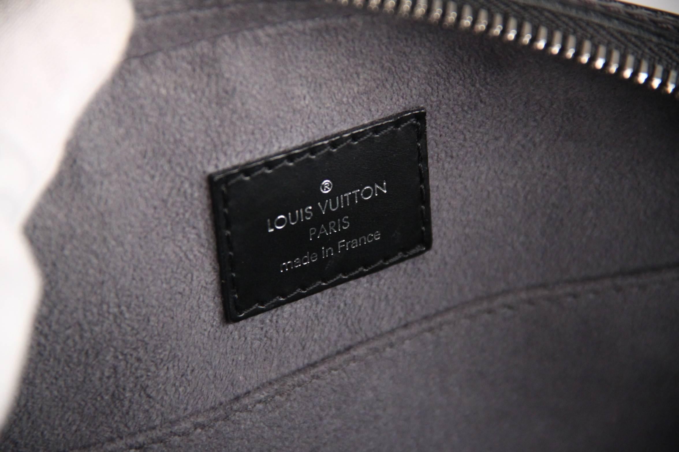 LOUIS VUITTON Black EPI Leather JASMINE Bag SATCHEL 2