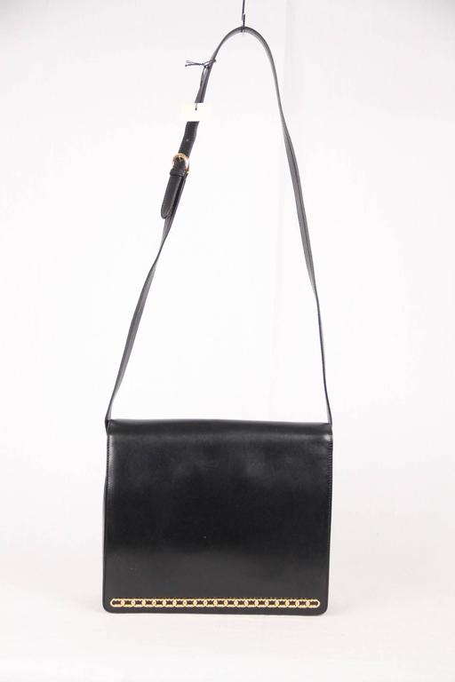 GUCCI Vintage Black Leather FLAP Box MESSENGER BAG For Sale at 1stDibs