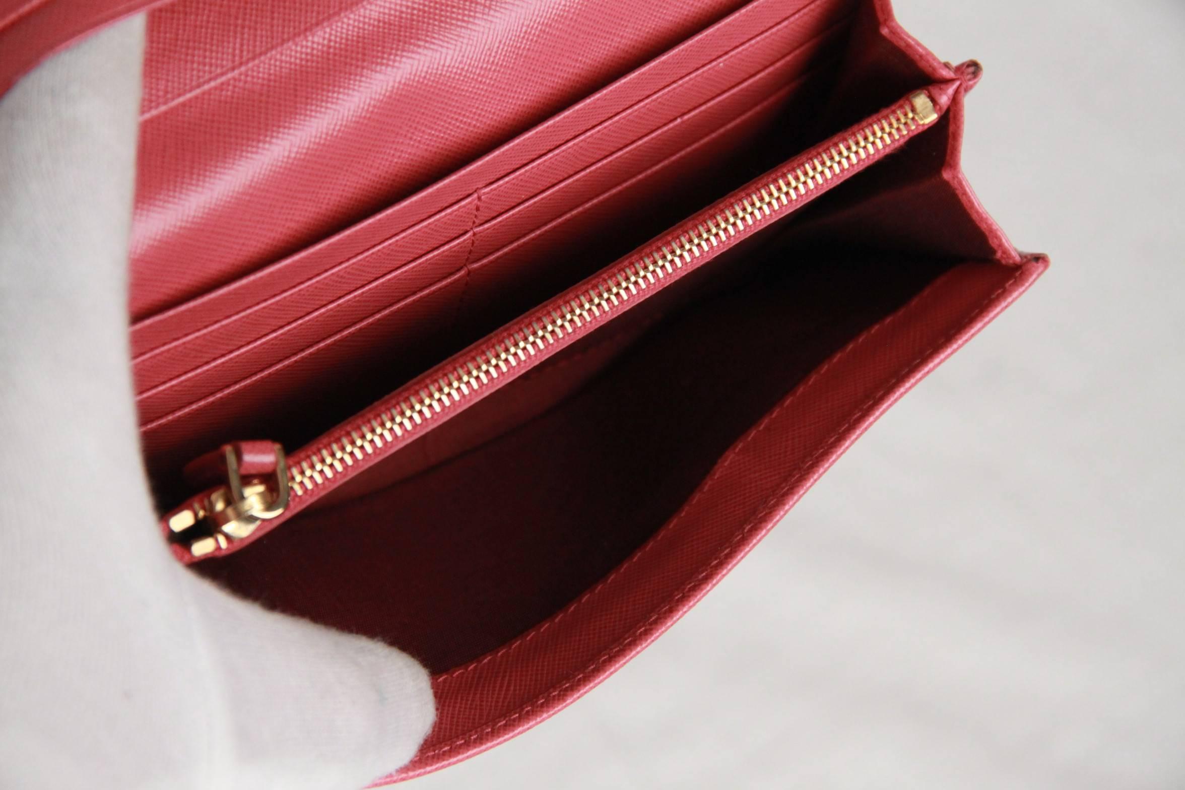 PRADA Pink SAFFIANO Leather FLAP CONTINENTAL WALLET 1M1132 2