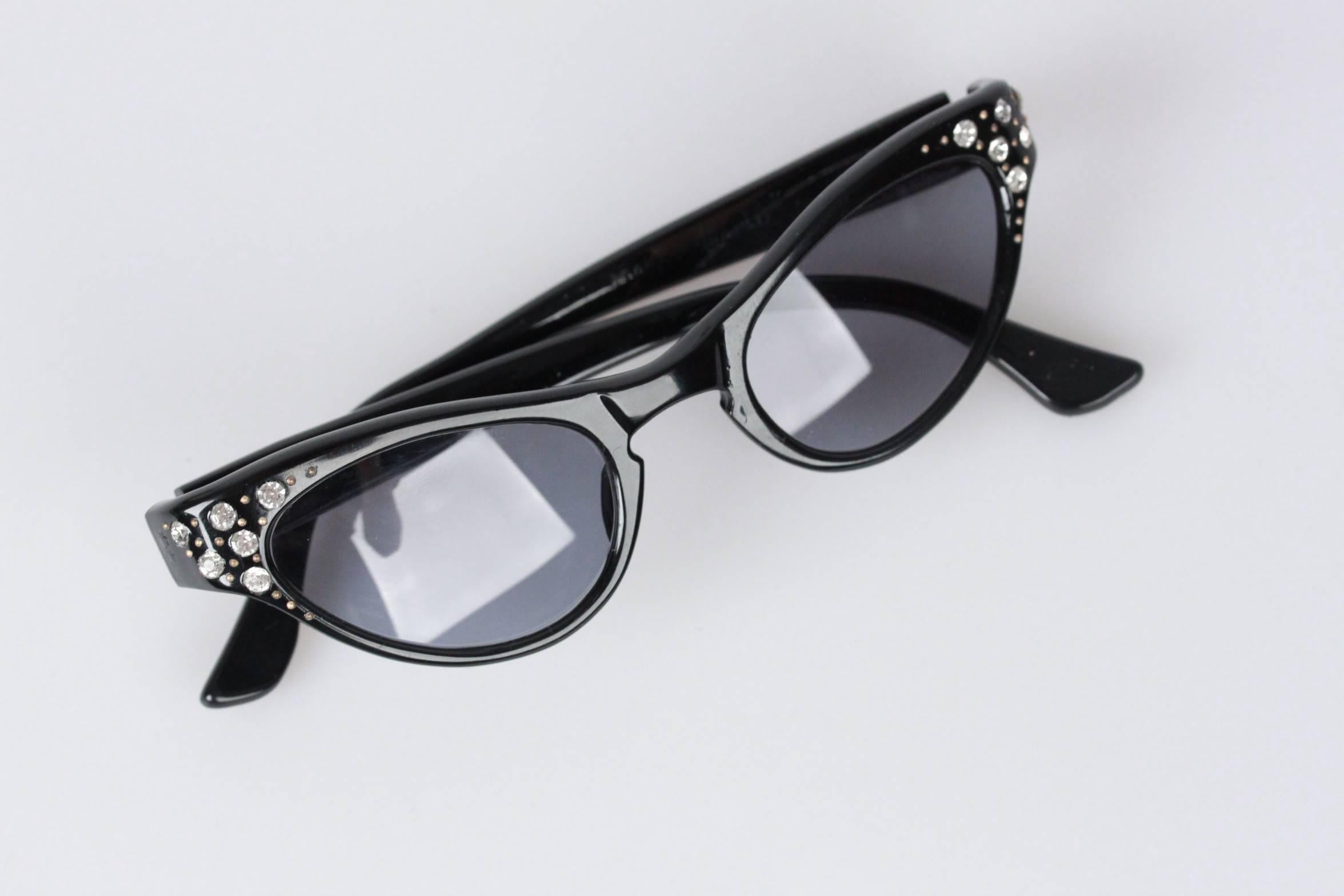 New Womens Round Cat-Eye Vintage Sunglasses 93044 