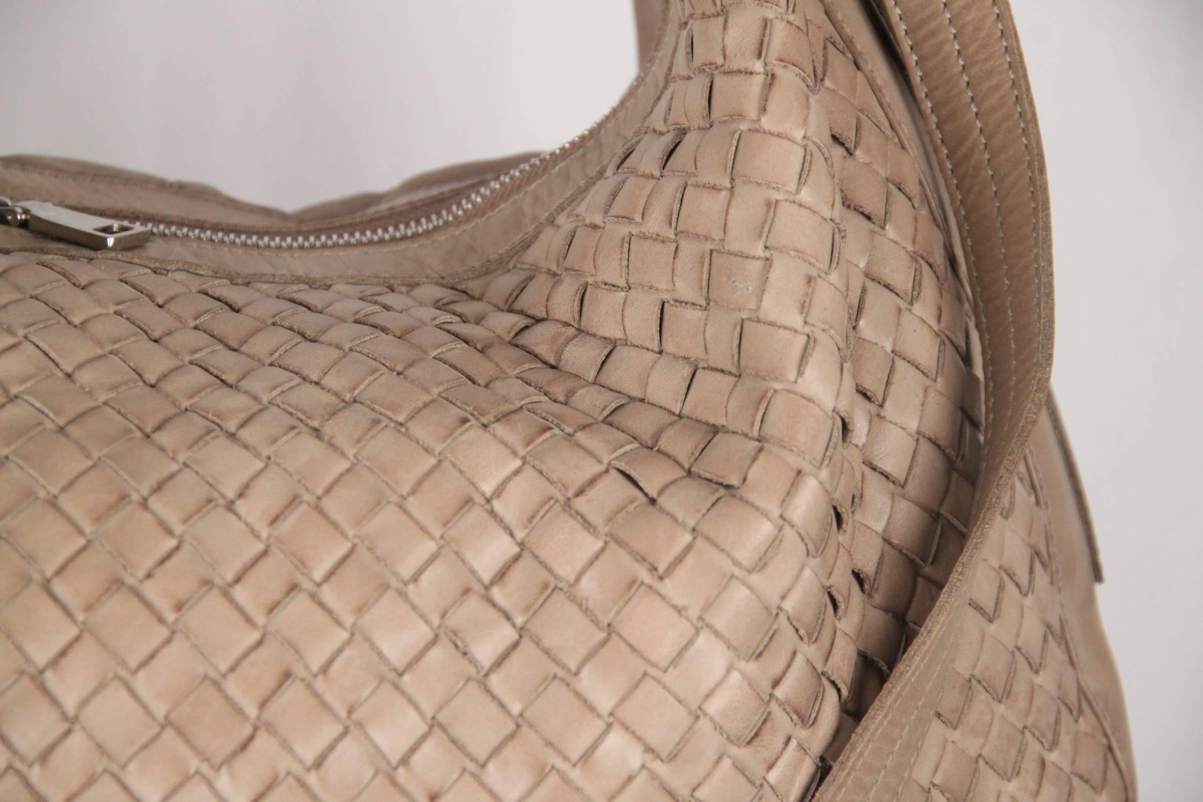 LIEBESKIND BERLIN Taupe WOVEN Leather MANDY Hobo BAG In Good Condition In Rome, Rome