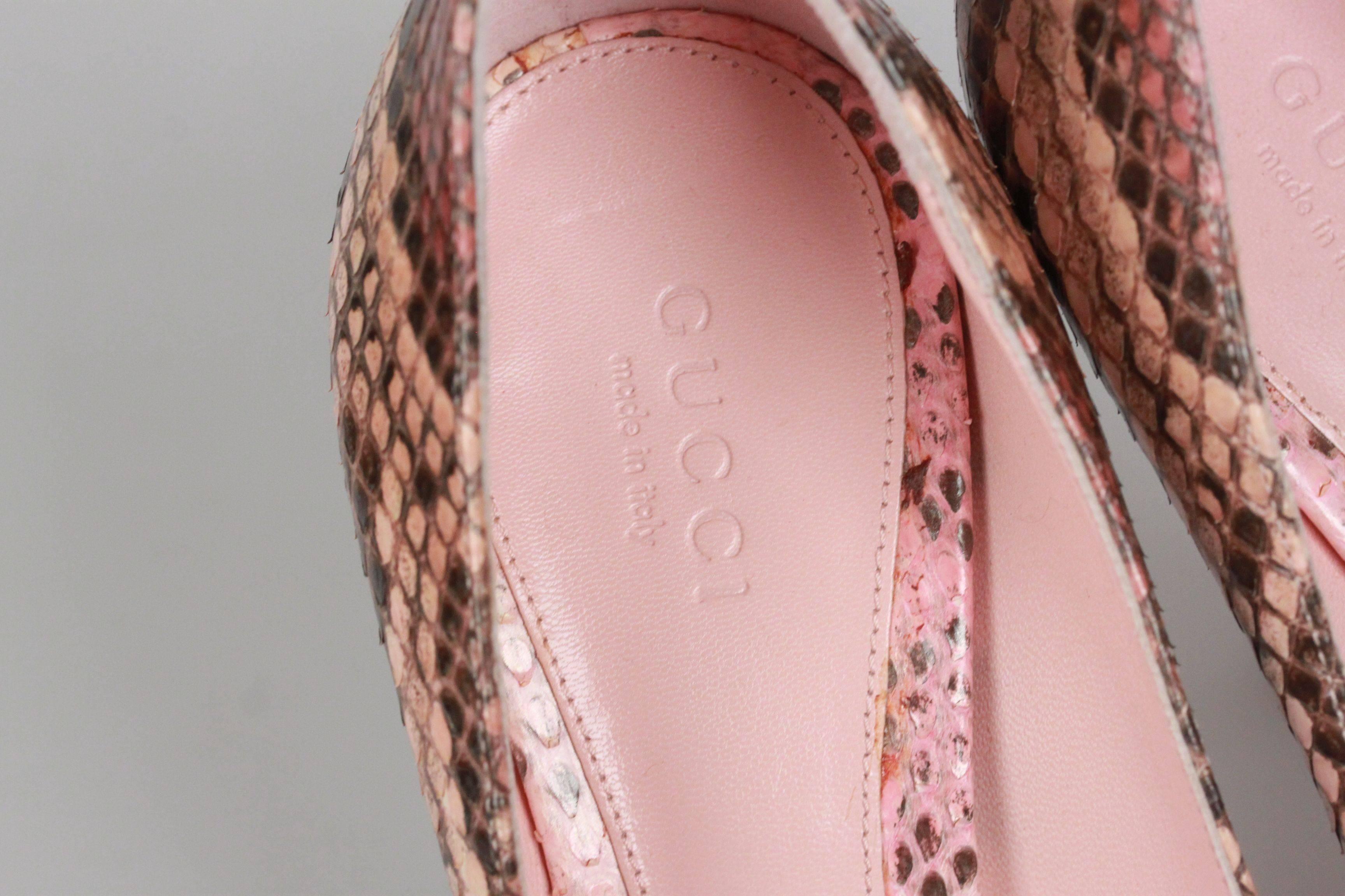 GUCCI Pink Python HOLLYWOOD PEEP Open TOE Shoes HEELS Size 37C In Excellent Condition In Rome, Rome
