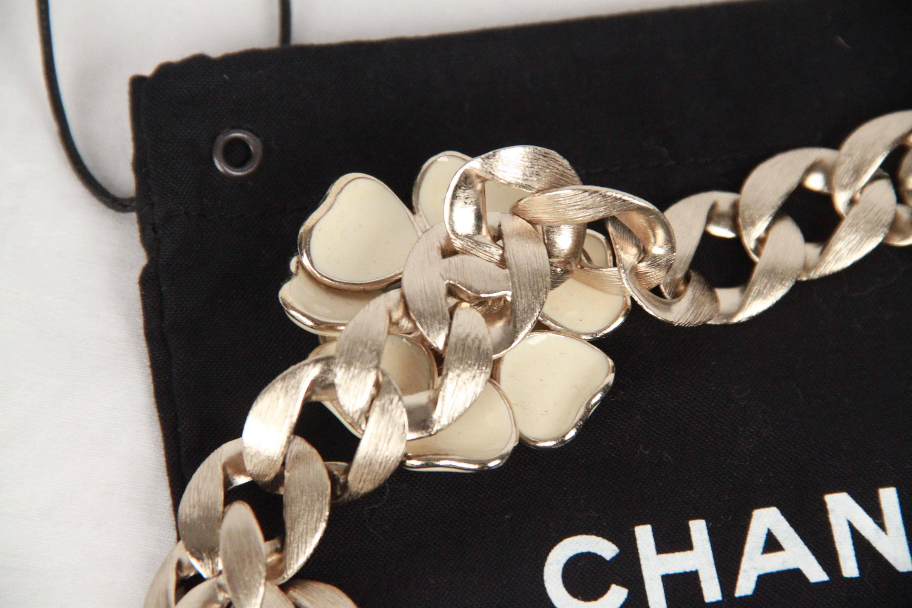 Chanel Gold metal Chunky Chain Camelia Necklace Choker 1