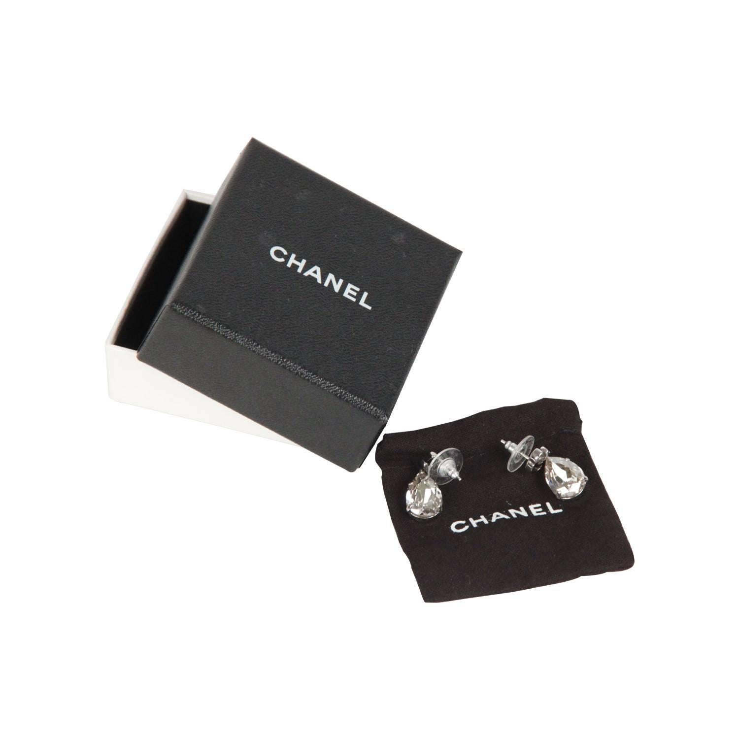 CHANEL Silver CC Logo TEAR DROP Crystal Piercing EARRINGS