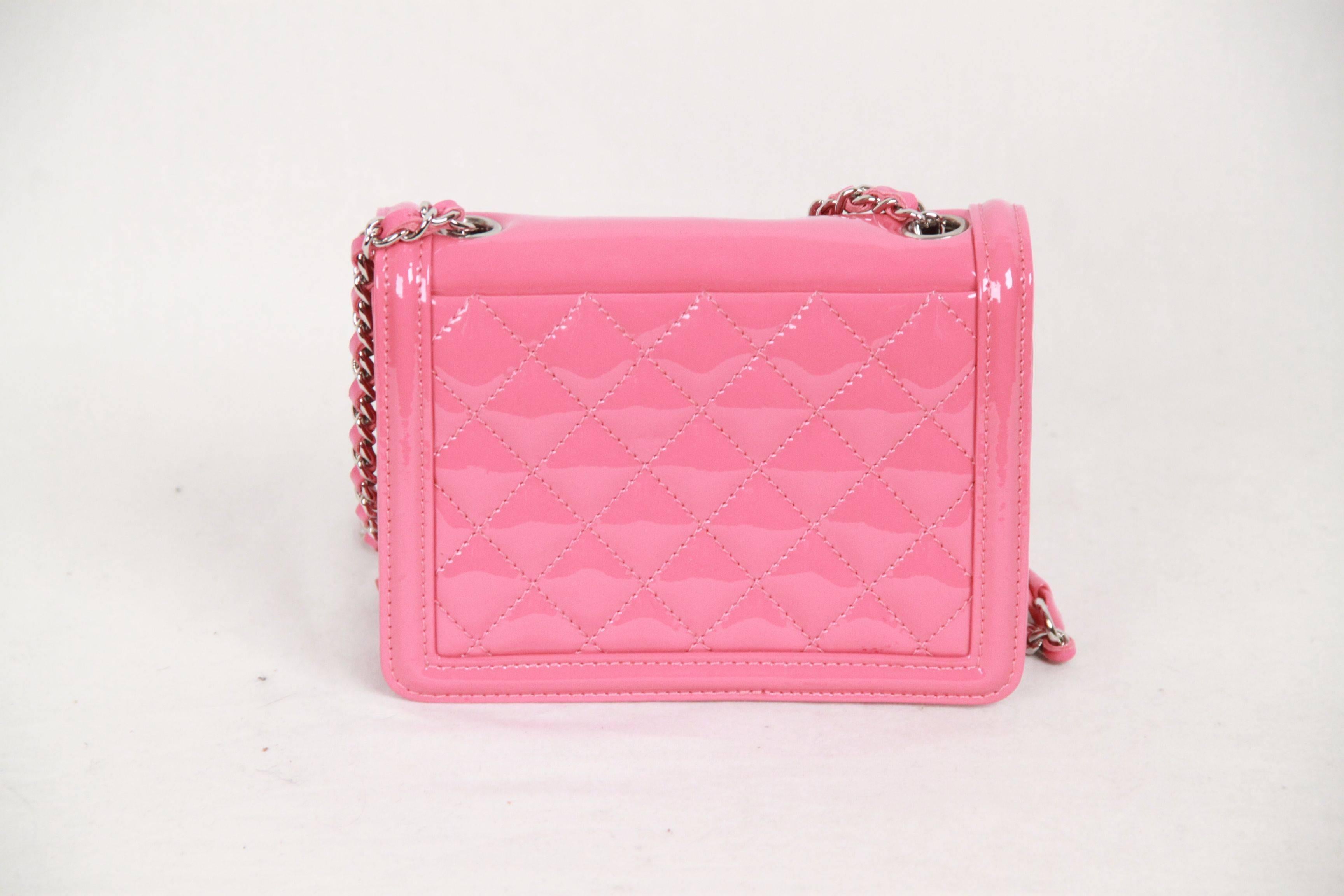 CHANEL Pink Patent Leather OMBRE BLOCK LOGO Mini CROSSBODY BAG Ltd Ed In New Condition In Rome, Rome
