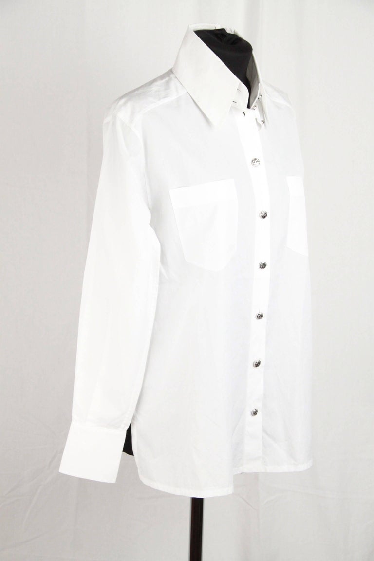 CHANEL White Cotton BUTTON DOWN SHIRT w/ Patch Pockets SIZE 34 For Sale at  1stDibs