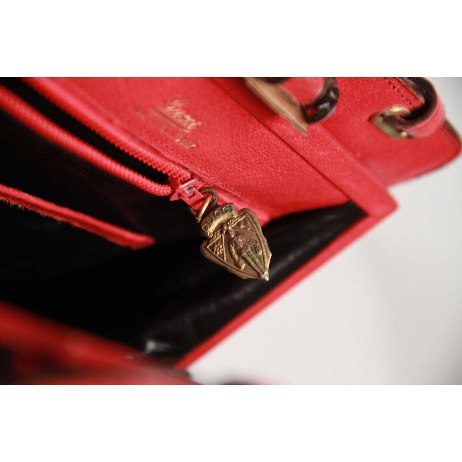 red vintage gucci purse