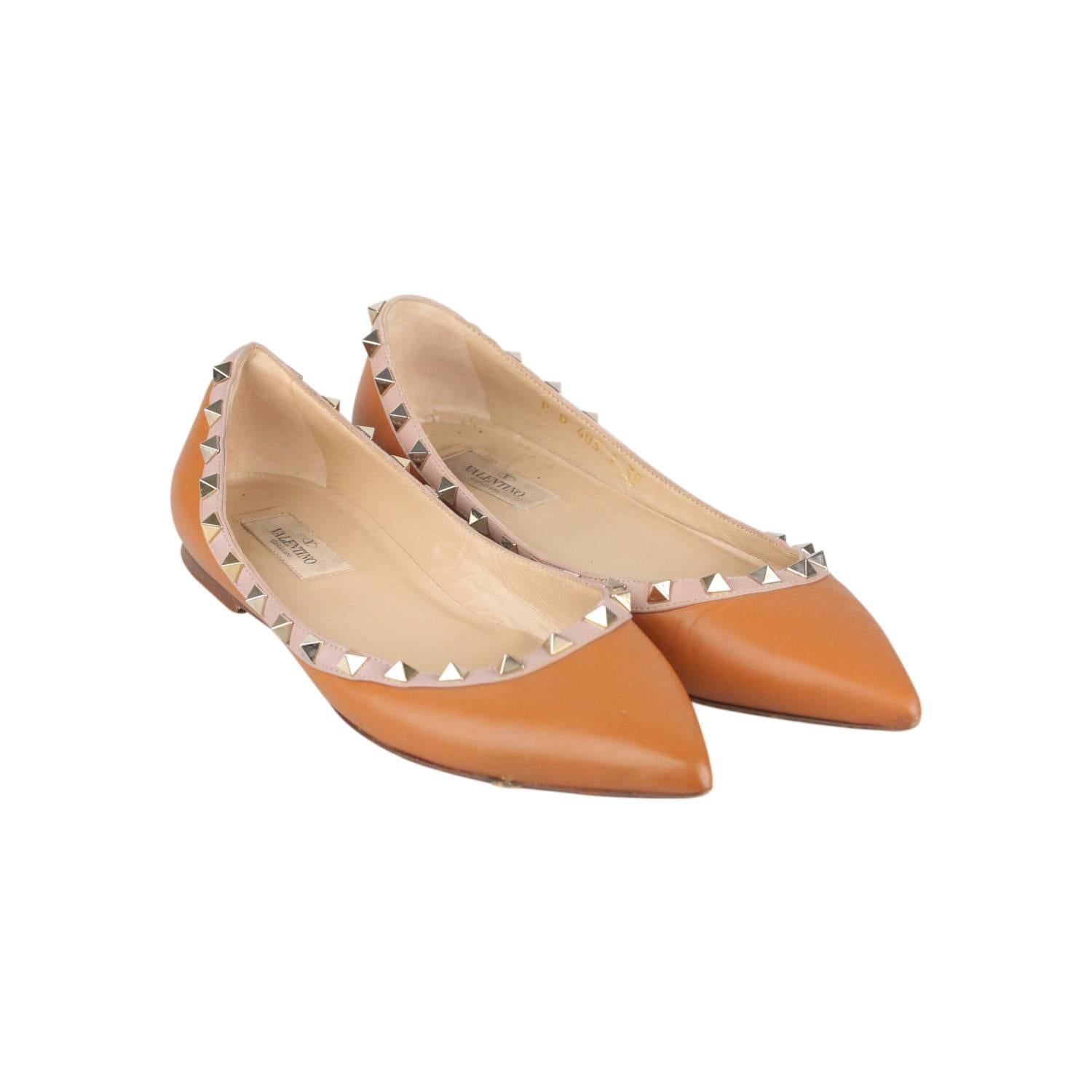 VALENTINO Beige Leather Rockstud Ballerina Shoes Size 39