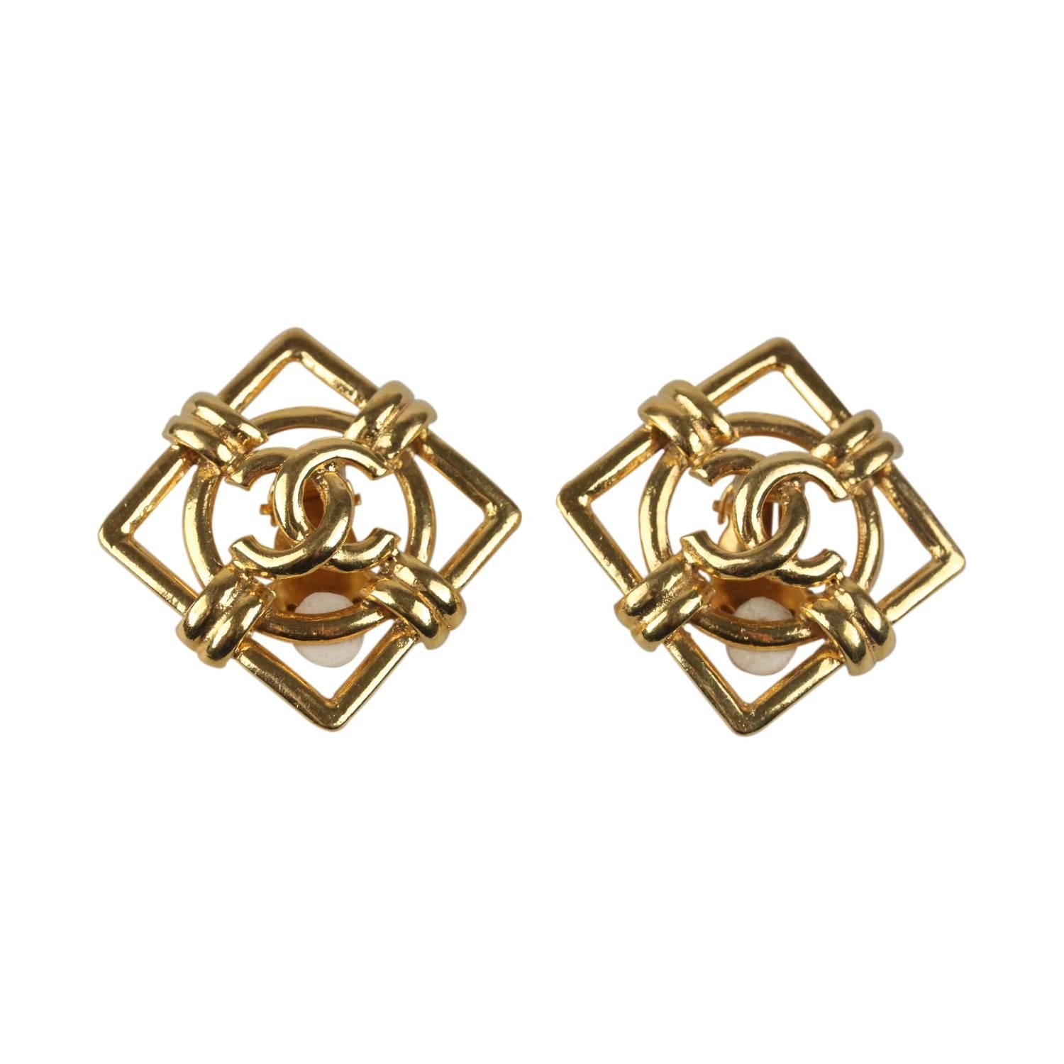 CHANEL Vintage Gold Metal Square Clip On CC Logo Earrings