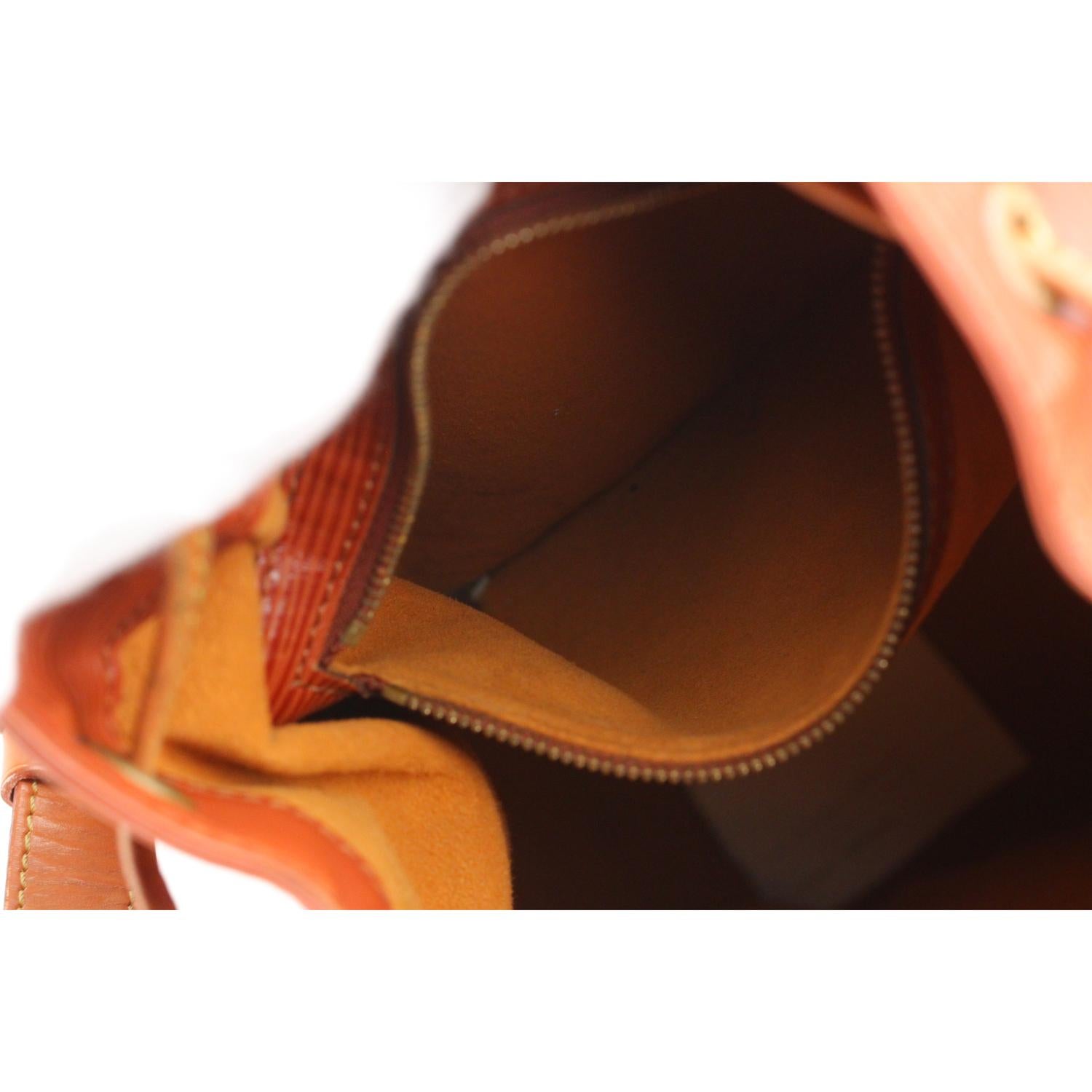 Louis Vuitton Vintage Tan Epi Leather Noé Shoulder Bag 9
