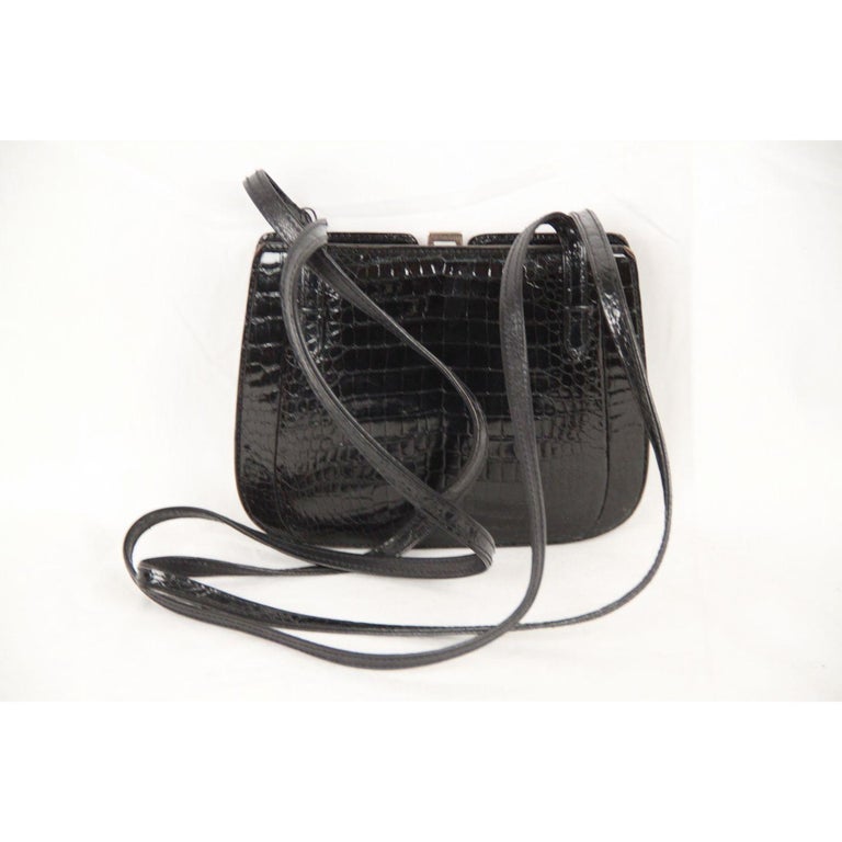 Gucci Vintage Black Crocodile Leather Shoulder Bag For Sale at 1stdibs