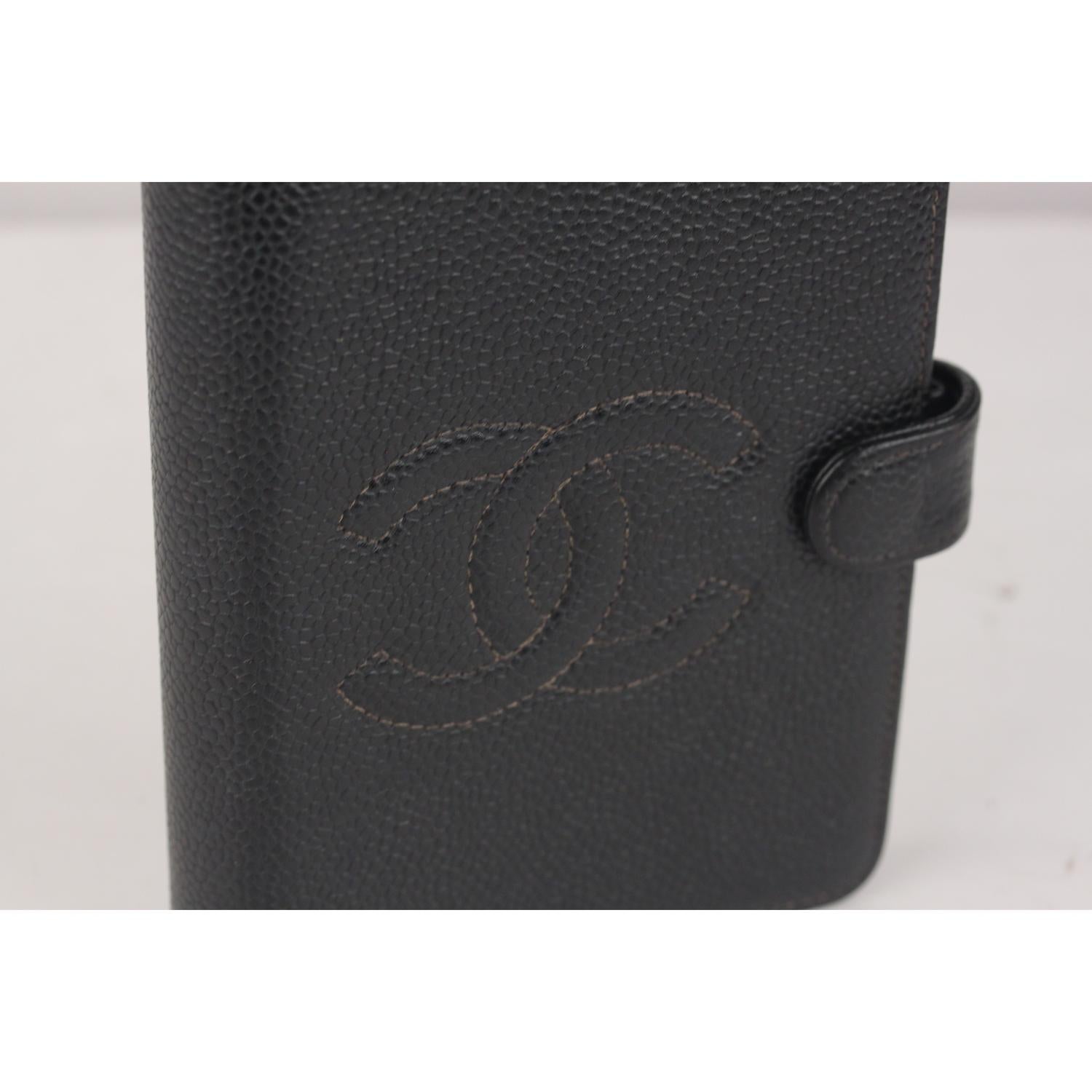 Chanel Black Caviar Leather Small 6 Rings Agenda Cover CC Logo In Good Condition In Rome, Rome