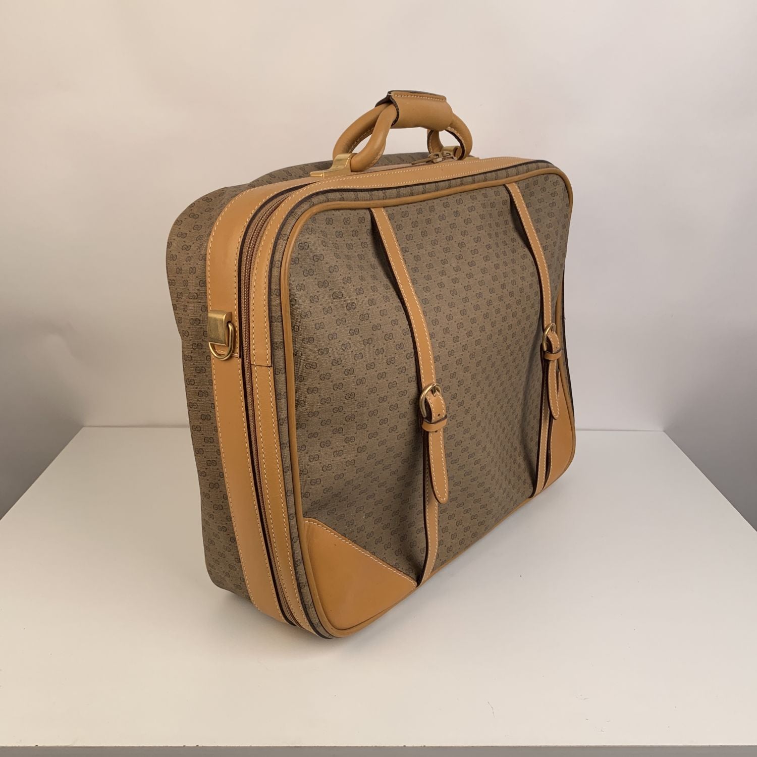 gucci cabin luggage