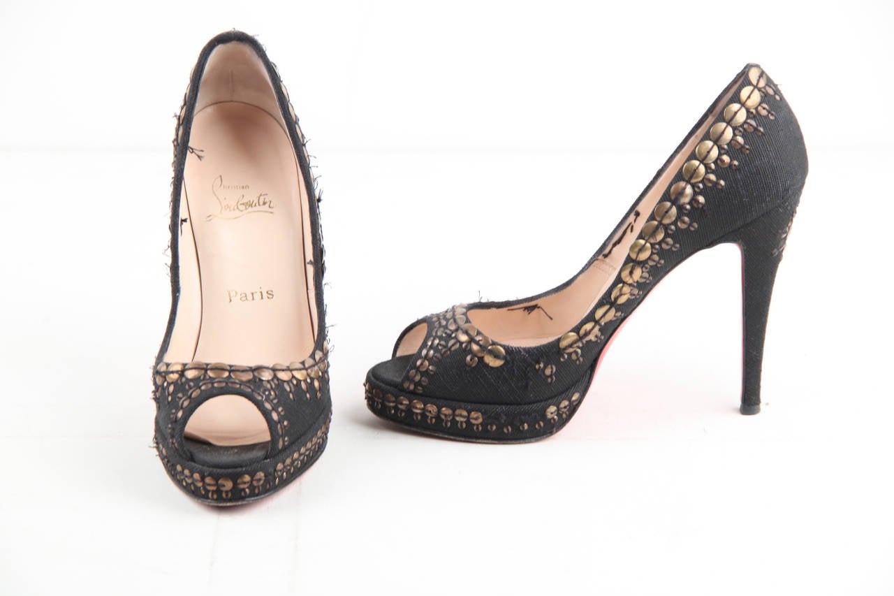 CHRISTIAN LOUBOUTIN Black Fabric OPEN TOE PUMPS Heels SHOES w/ STUDS 40 1