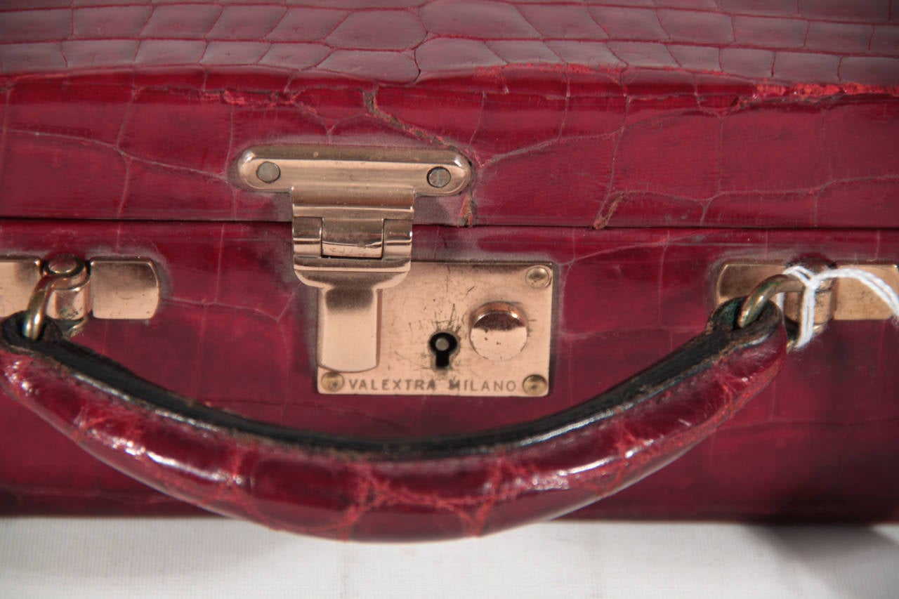Women's VALEXTRA Italian VINTAGE Burgundy CROCODILE leather JEWELRY CASE Bag
