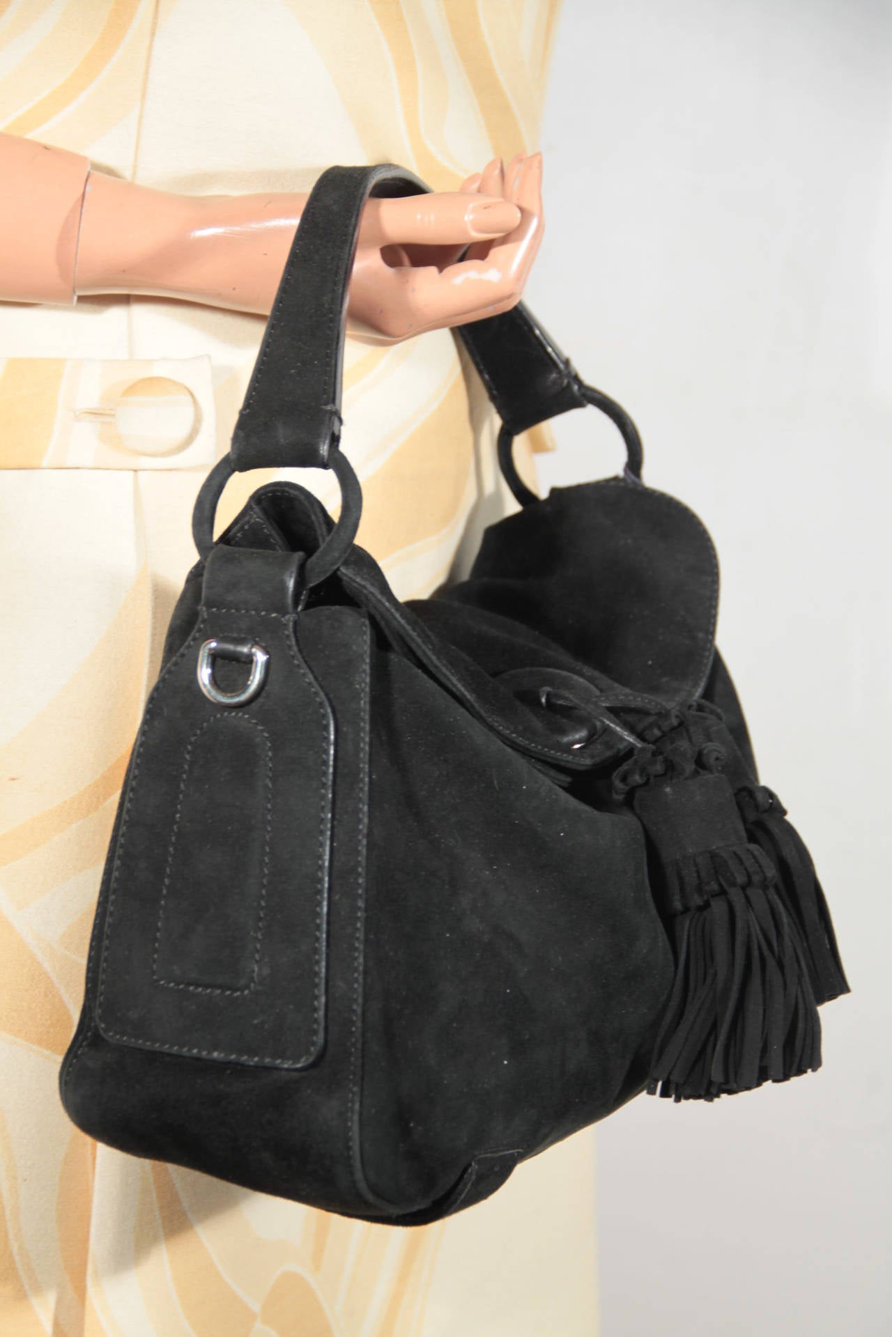 YVES SAINT LAURENT Black Suede SHOULDER BAG Tote HOBO w/ TASSELS In Excellent Condition In Rome, Rome