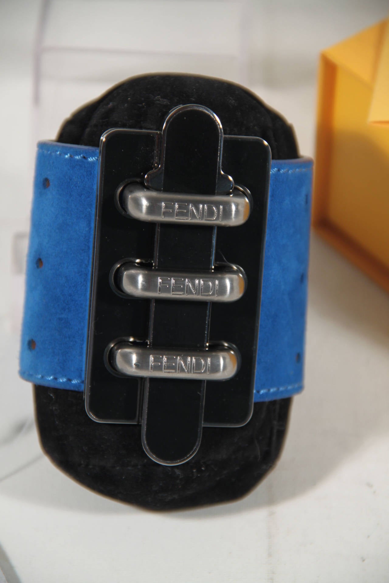 - Coabalt Blue Leather Goat

- Perforated

- Bushed Rutherium hardware with black enamel

- It will come with its original FENDI box, card and hang tag

- Size: M (The size shown for this item is the size indicated by the designer on the