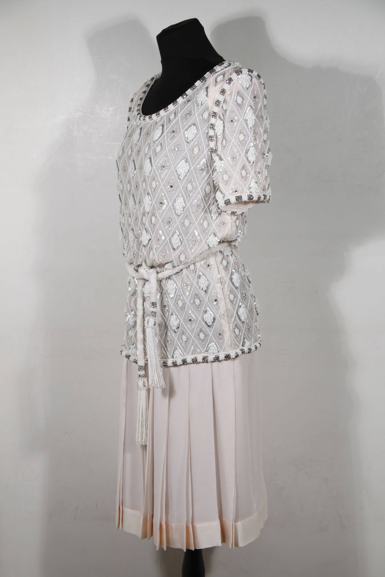 Gray ANDREA ODICINI COUTURE Italian VINTAGE White BEADED DRESS w/ Stole & Belt