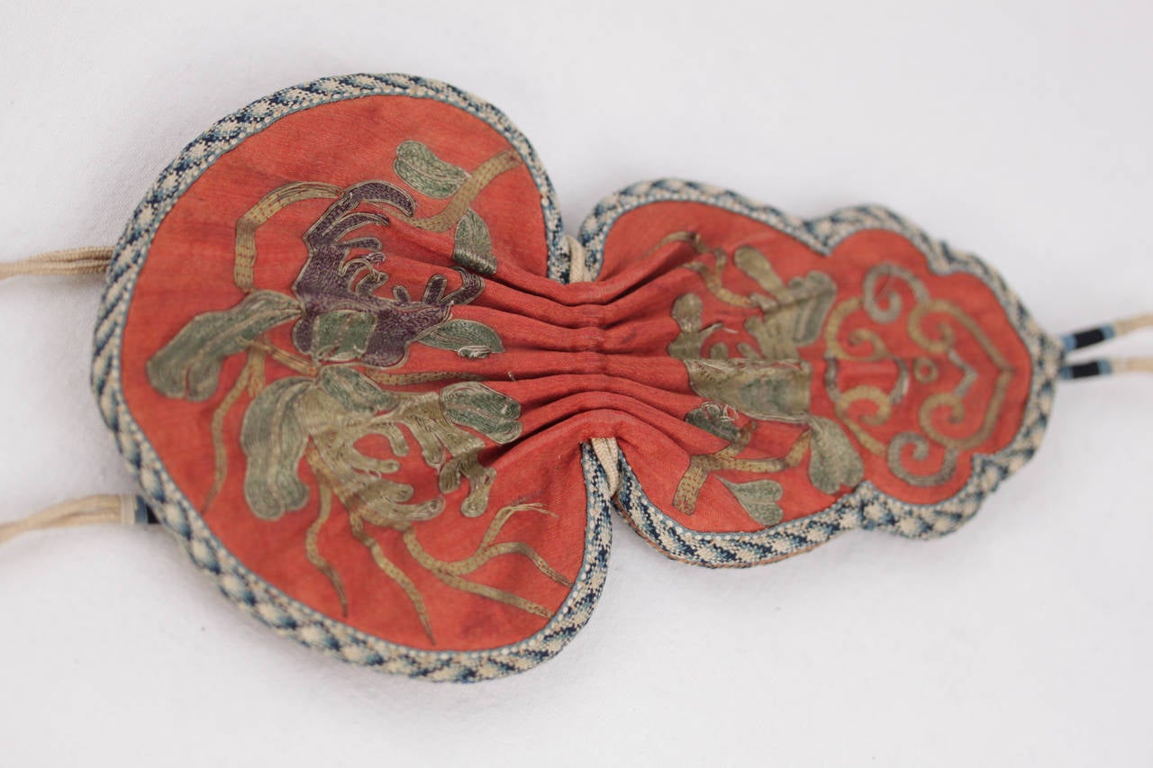 china shaped pouch