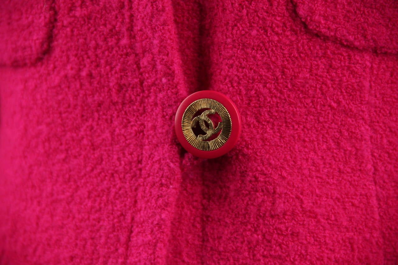 Red CHANEL BOUTIQUE Vintage Fuchsia Wool SUIT BLAZER Jacket & MINI SKIRT 38 FR